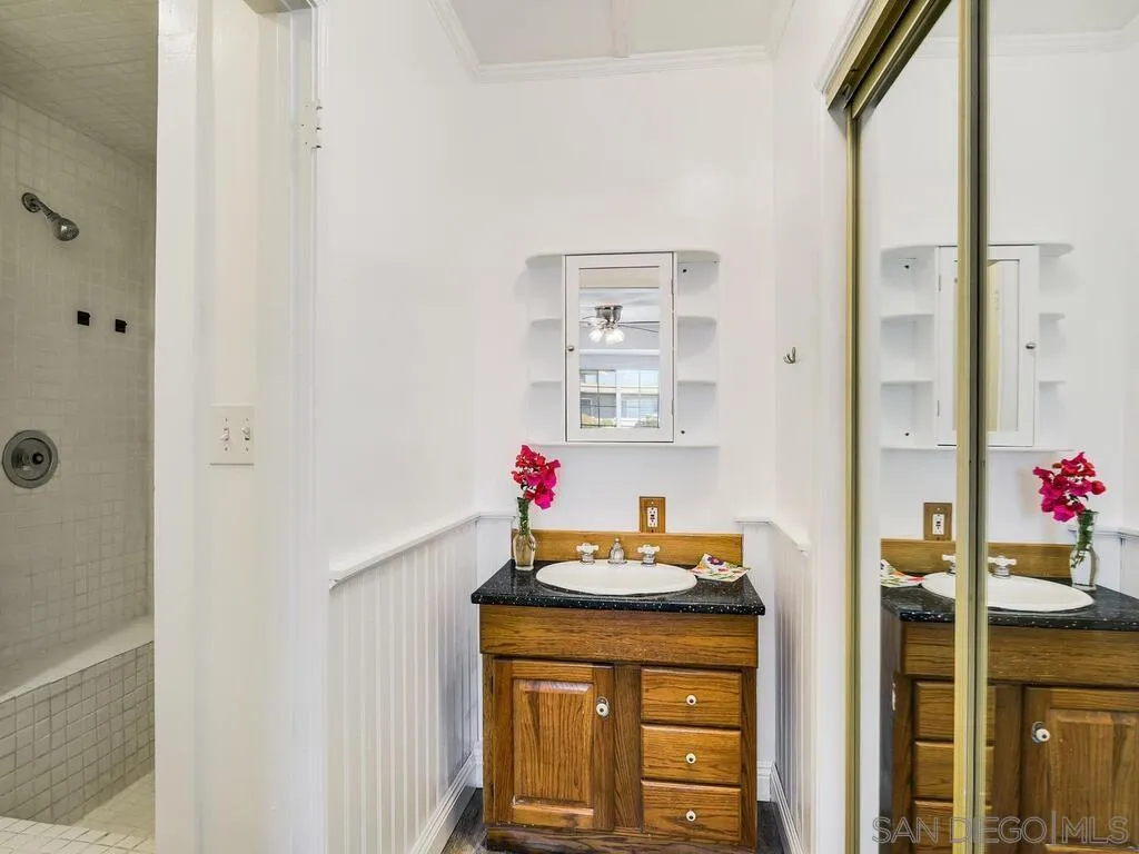 https://cdn.realtyfeed.com/cdn/127/260006943/8f17c846f6a24c771ea6b6c9cad27aa0.webp