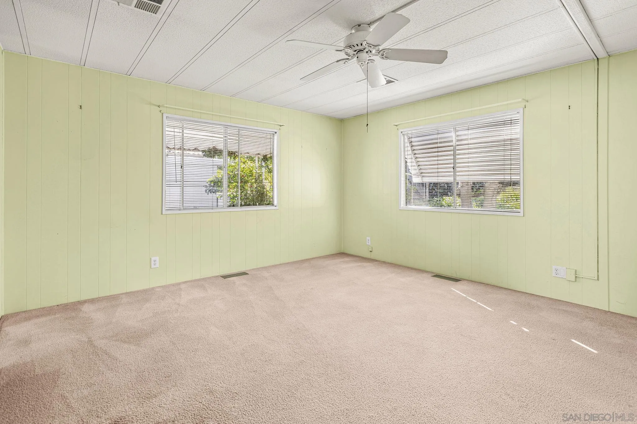 https://cdn.realtyfeed.com/cdn/127/260006944/01ceb560c65924d437361b5397f92e67.webp