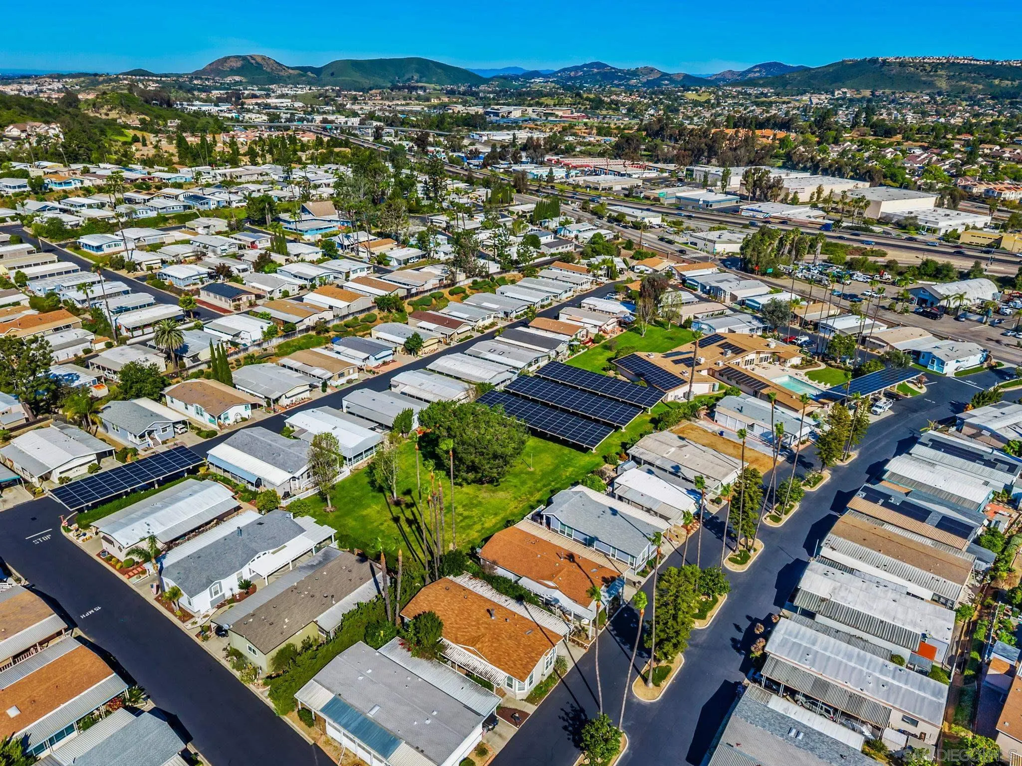 https://cdn.realtyfeed.com/cdn/127/260006944/124cb47f57062e236917666f9d1e5881.webp
