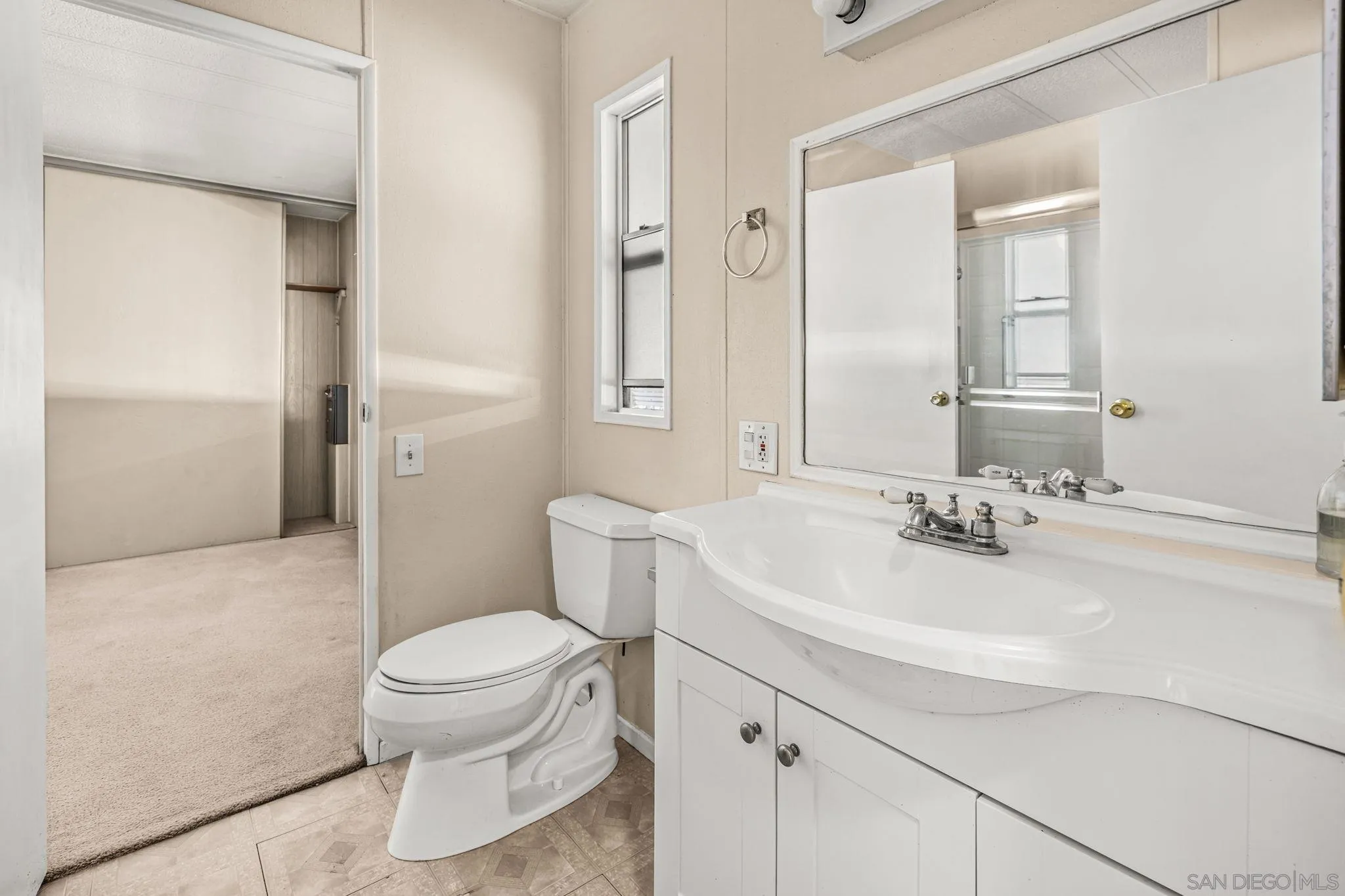 https://cdn.realtyfeed.com/cdn/127/260006944/1257d9d5b20b25b59a0ae1ed938574e2.webp