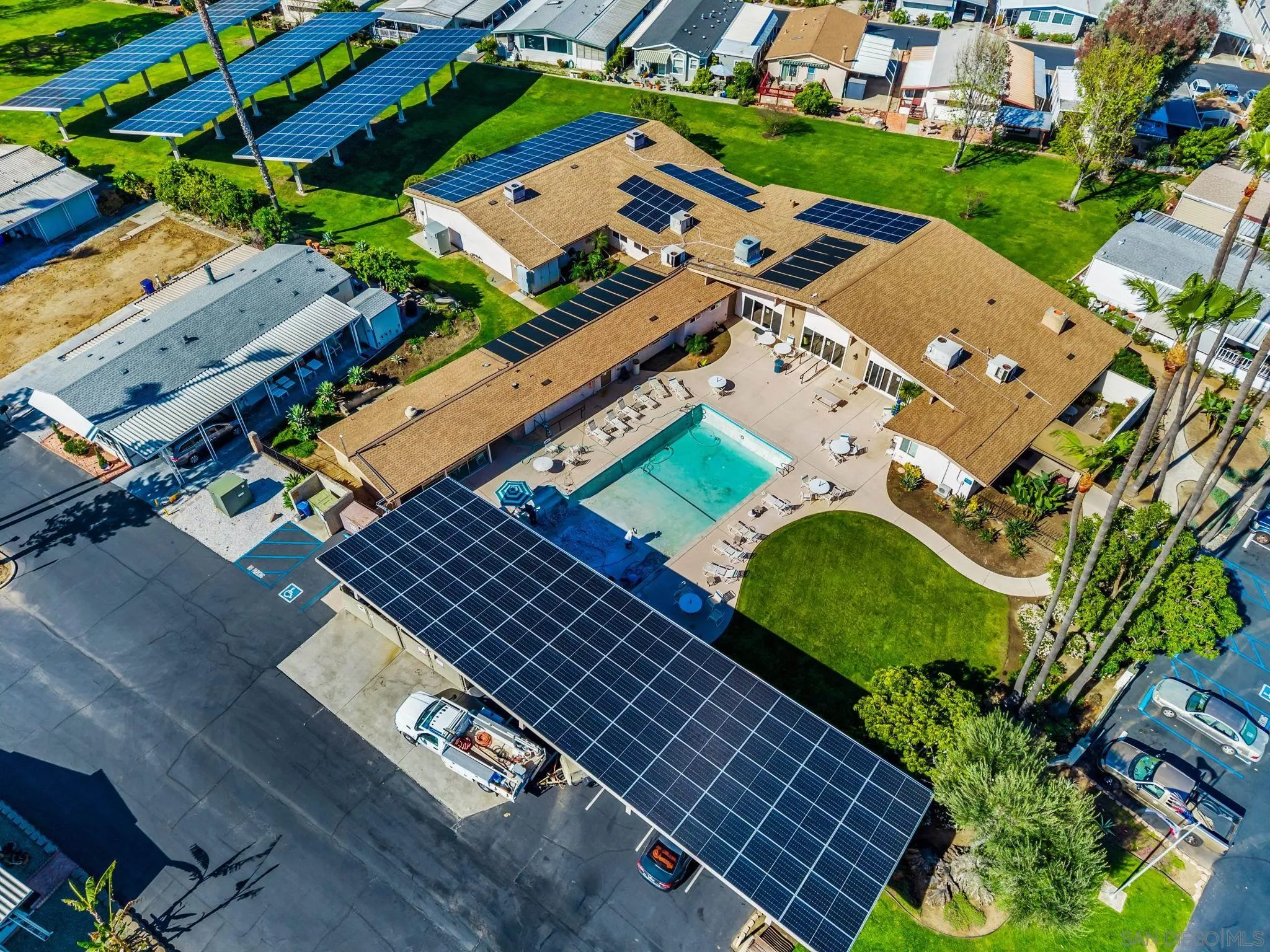 https://cdn.realtyfeed.com/cdn/127/260006944/1282ebbf4b7d28a11f92ed1880876d1a.webp