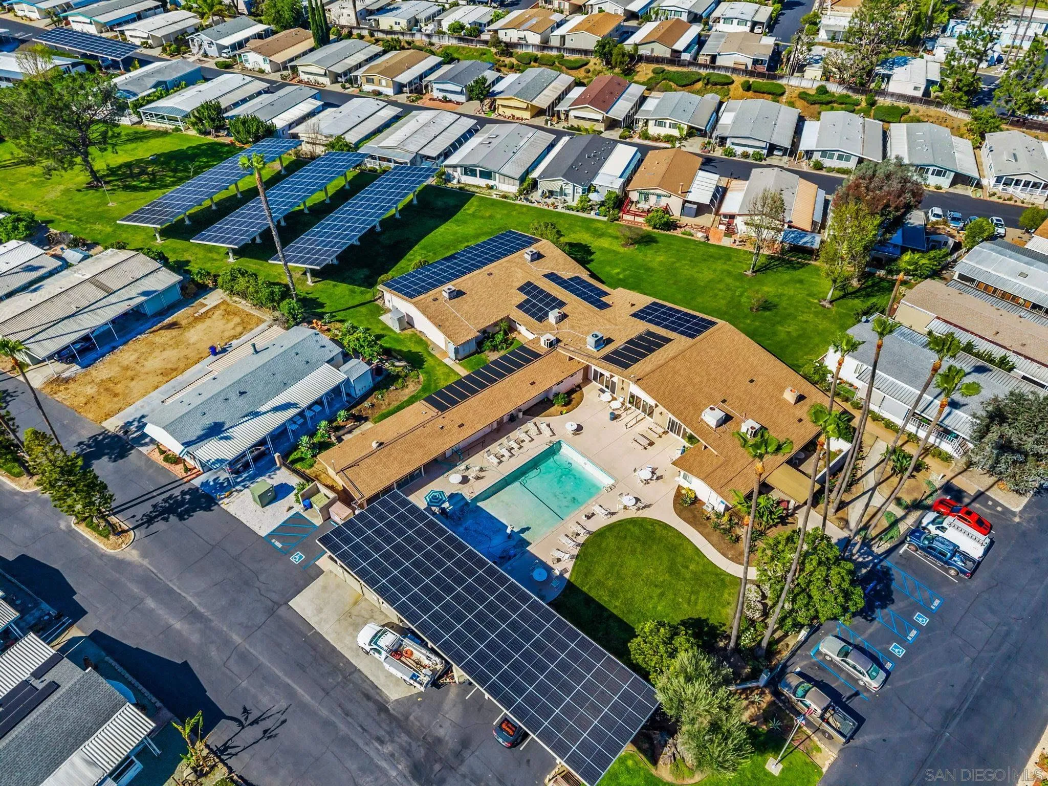 https://cdn.realtyfeed.com/cdn/127/260006944/6c2087851b0a421ed402f98f9c38ba54.webp