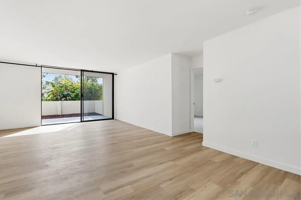 Photo #16: 260006953 Listing: Photo #16