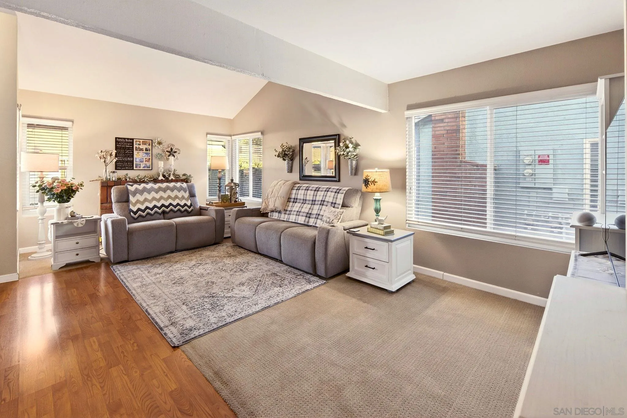 Photo #12: 260006956 Listing: Photo #12