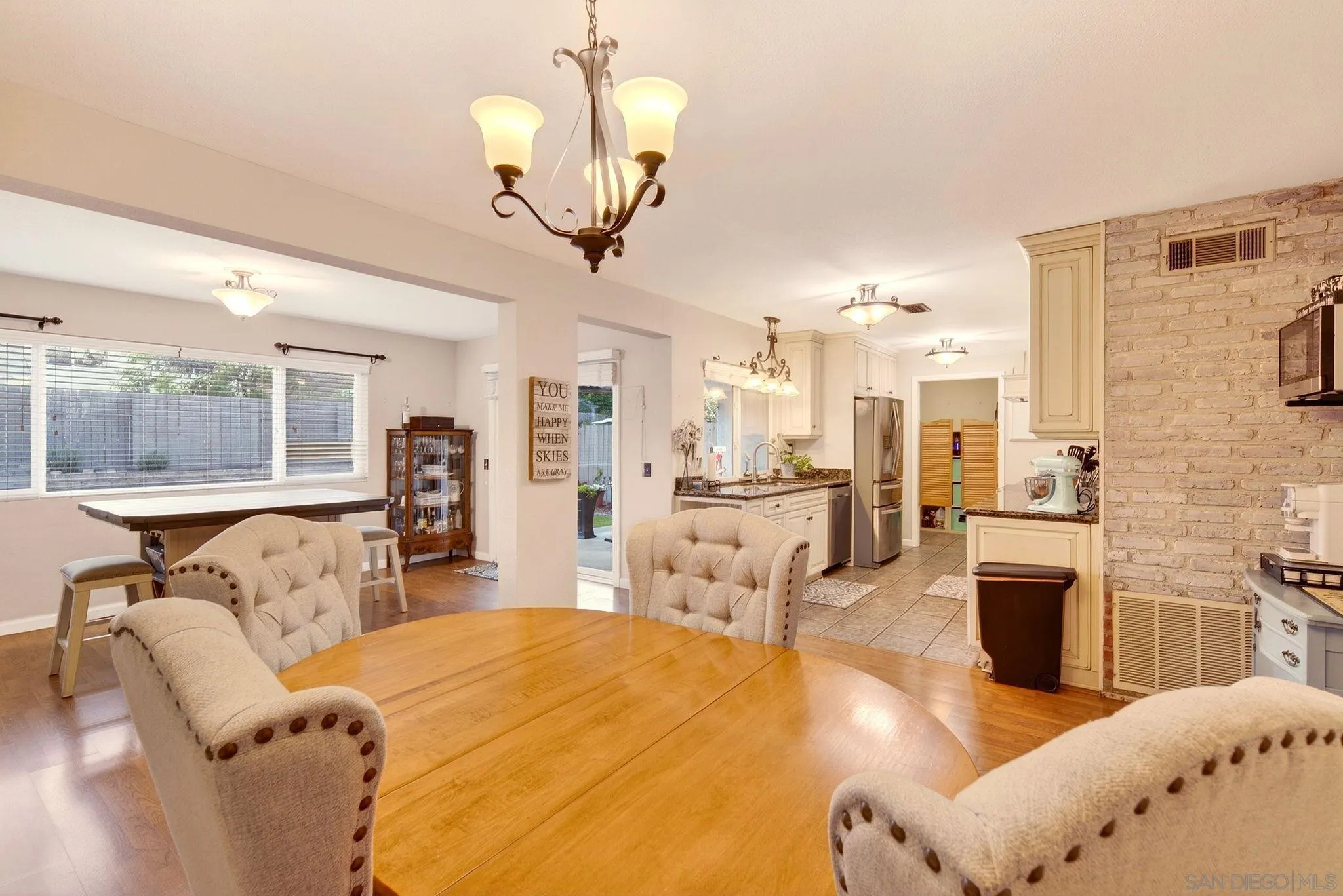 Photo #6: 260006956 Listing: Photo #6