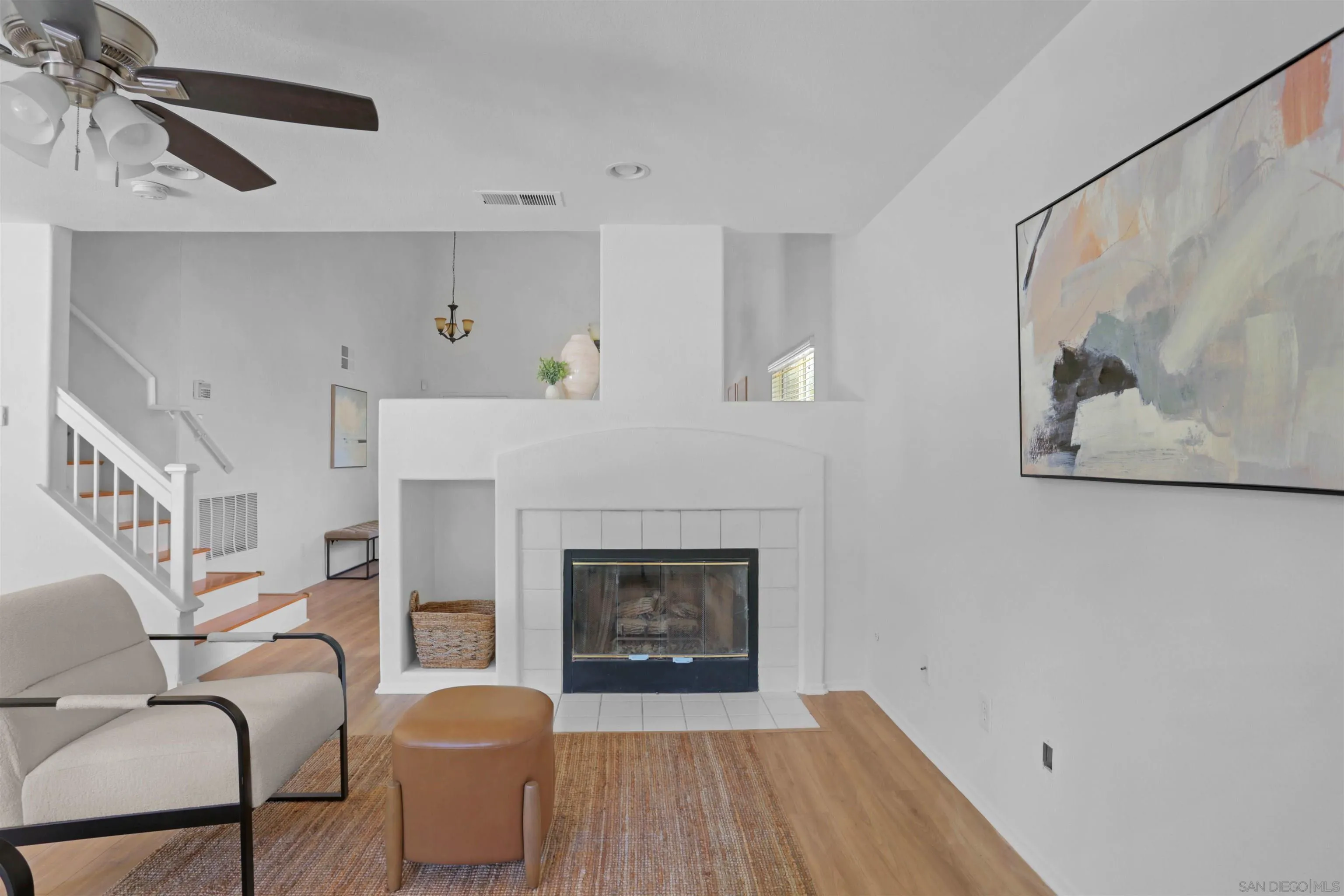 https://cdn.realtyfeed.com/cdn/127/260006957/8fe0c9284b4d049252daf5d44ab60d16.webp