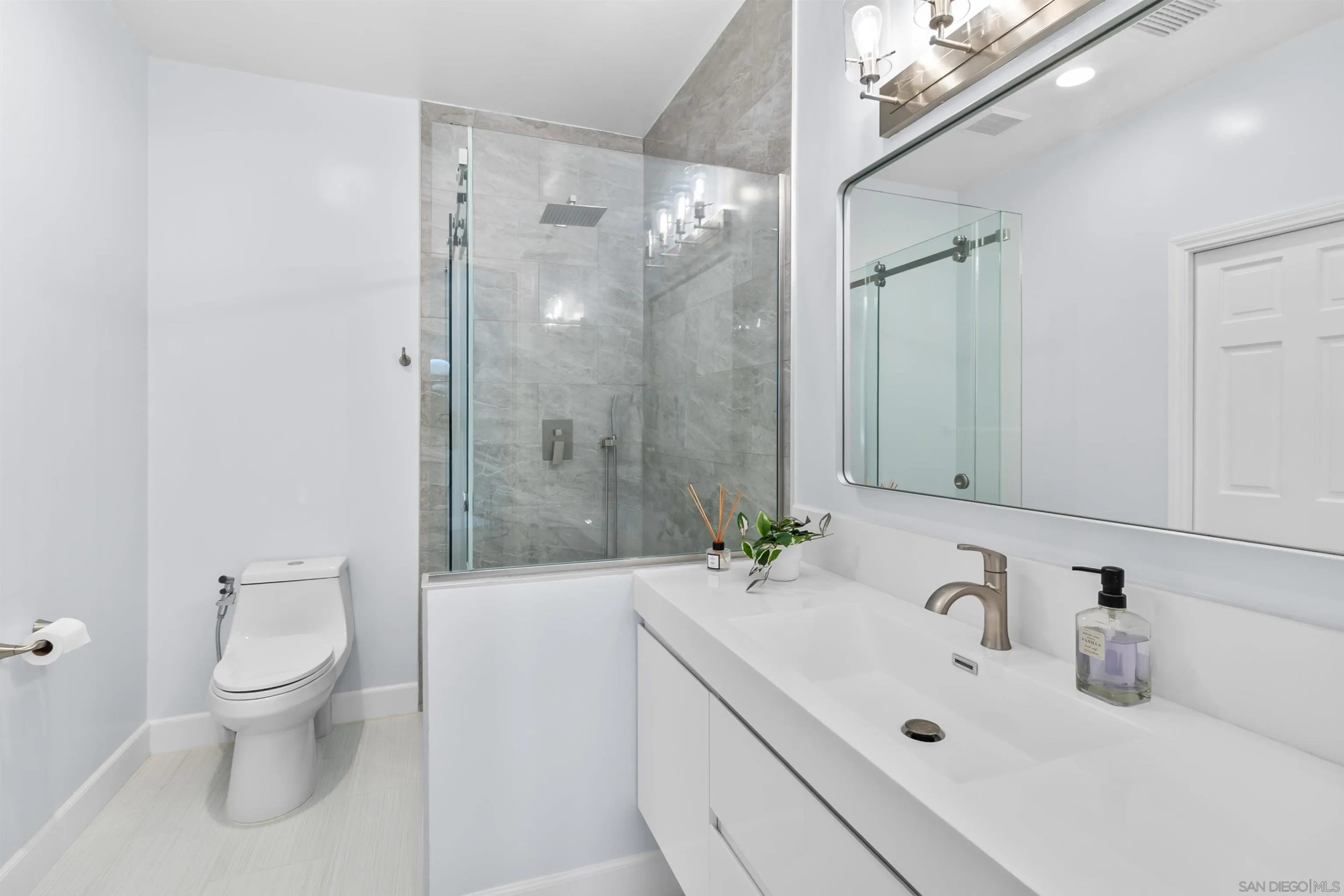 https://cdn.realtyfeed.com/cdn/127/260006958/6c82dd4b2331e9fb8f50410dc6ec6a38.webp