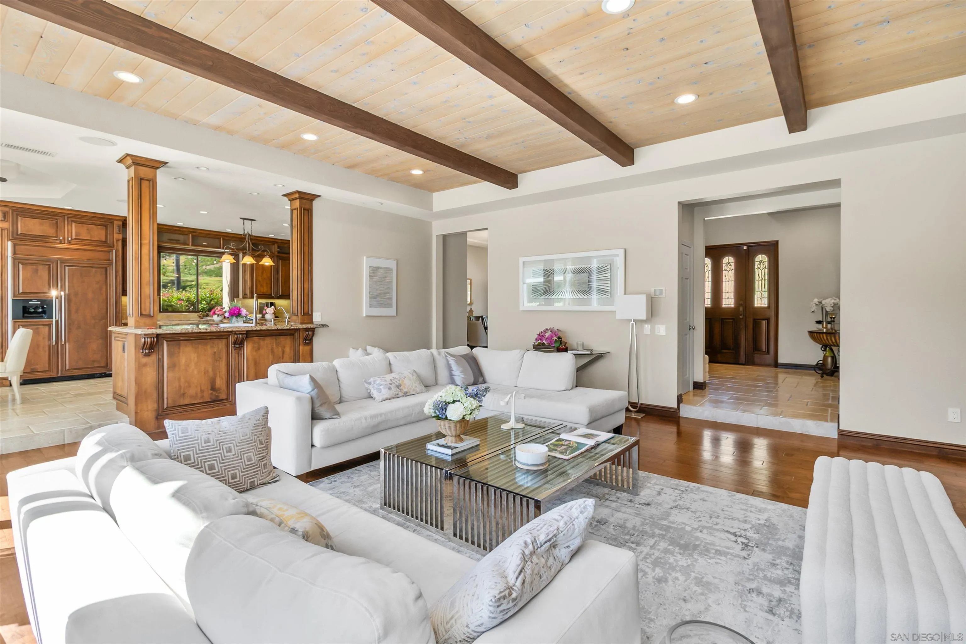 https://cdn.realtyfeed.com/cdn/127/260006958/9a73e2775649c83bc3a020bdfaabf0e9.webp