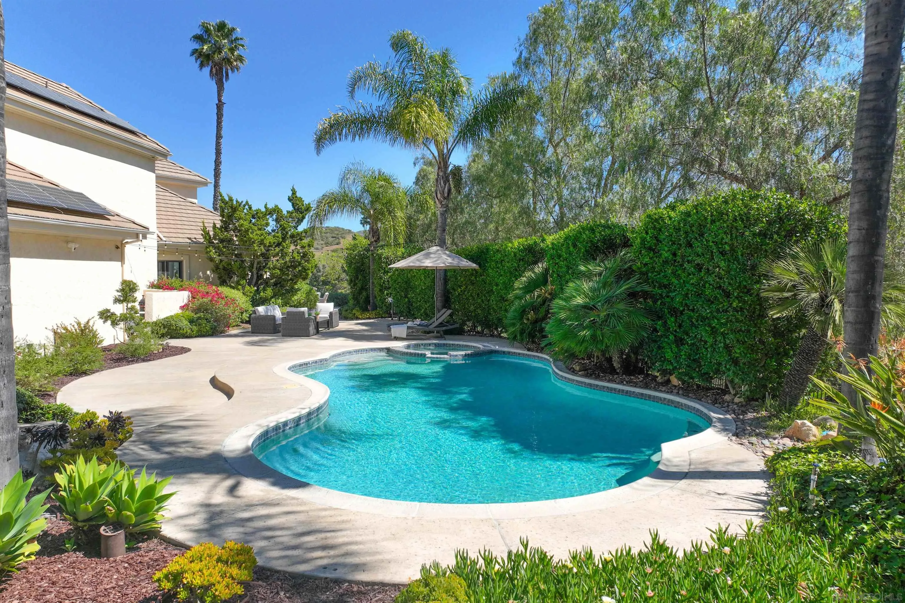 https://cdn.realtyfeed.com/cdn/127/260006958/ab9583e35b435aa2a5fecb81587ff947.webp