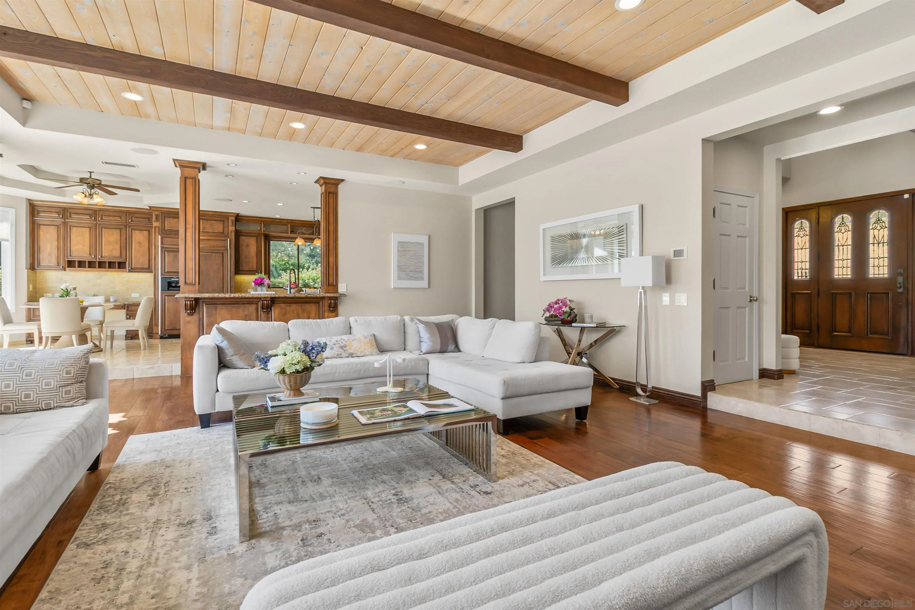 https://cdn.realtyfeed.com/cdn/127/260006958/f9fa97316b38b0f920a91e606230ced8.webp