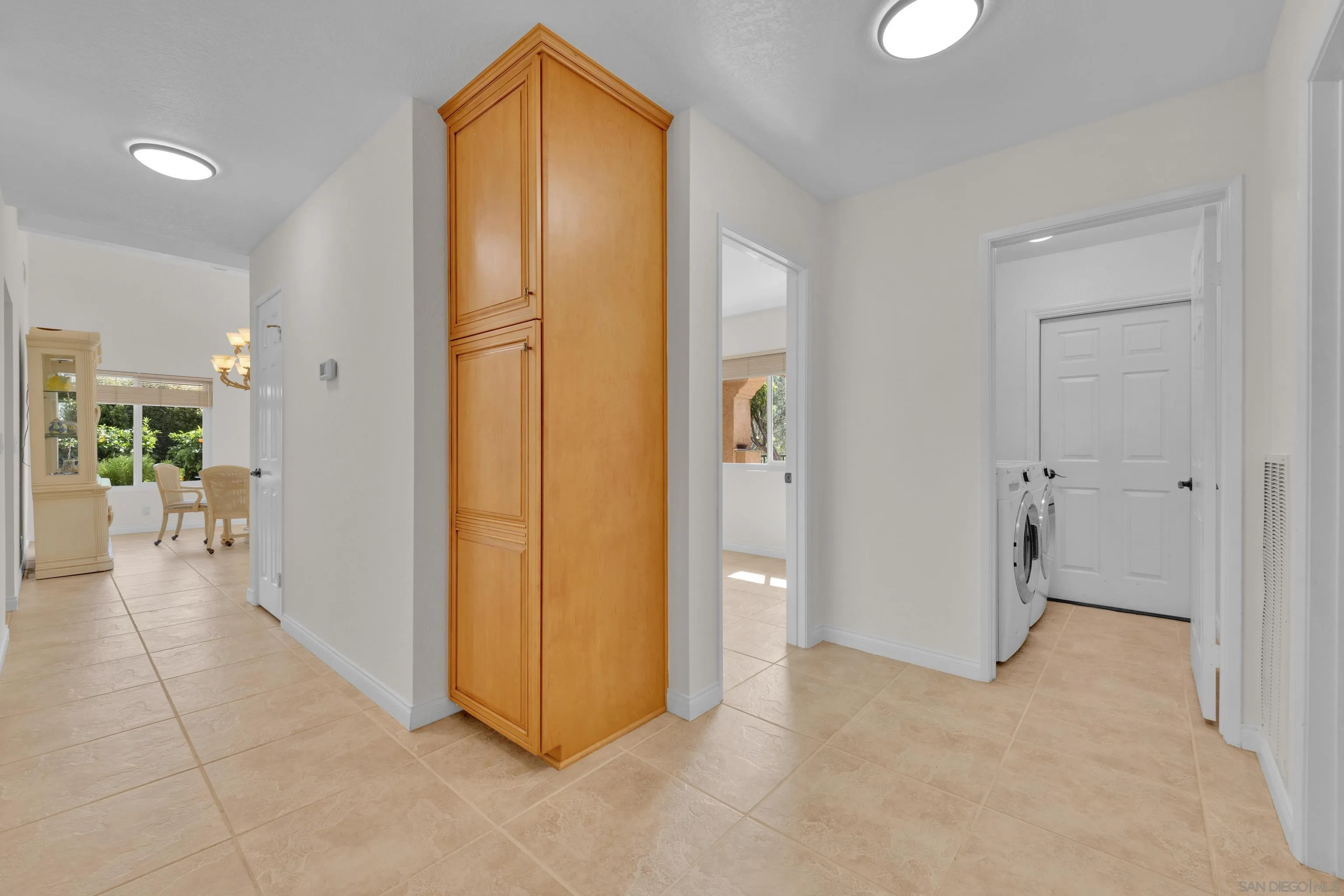 https://cdn.realtyfeed.com/cdn/127/260006960/1bda7f36c4f312c4c4d5ba72a4b65c55.webp
