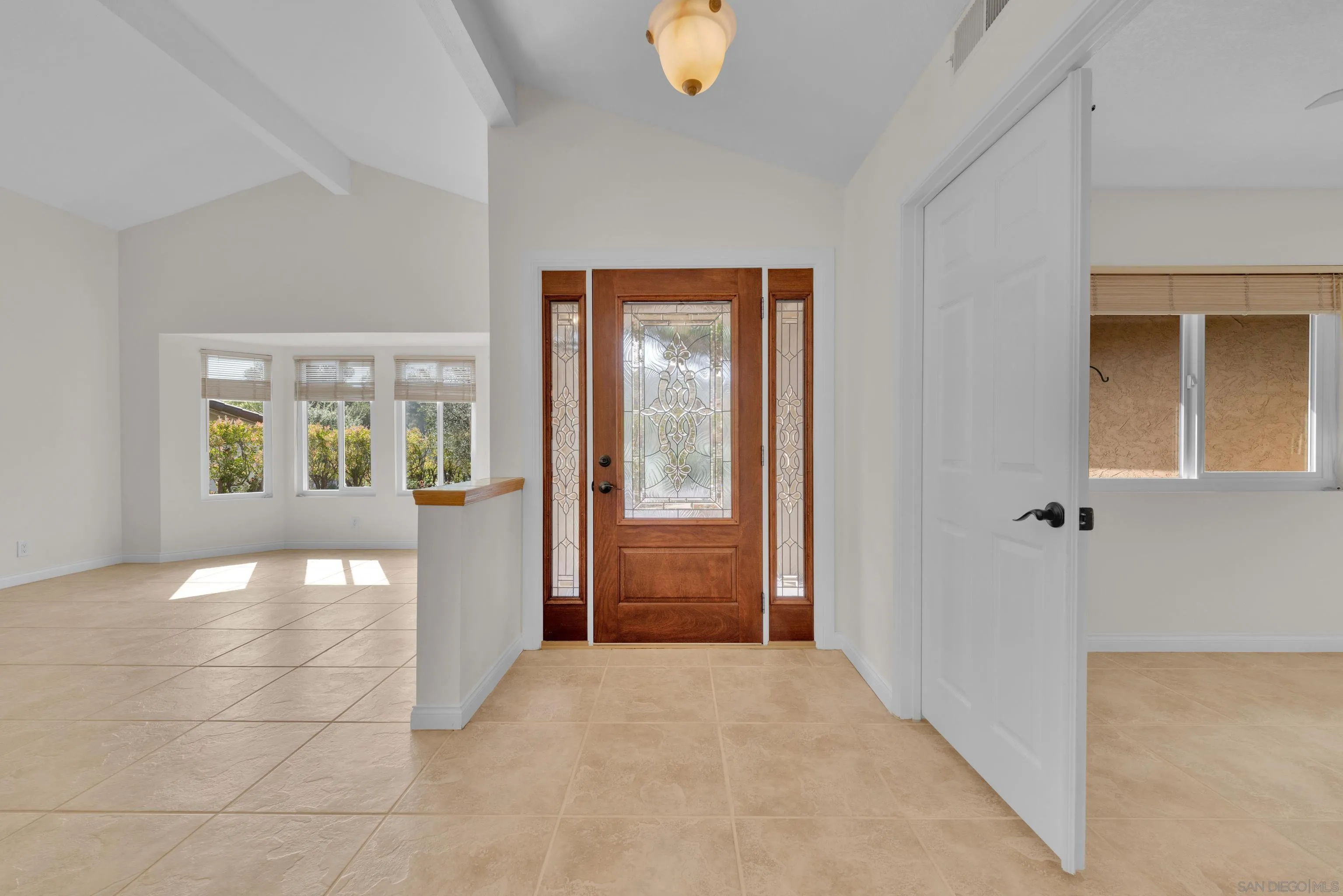https://cdn.realtyfeed.com/cdn/127/260006960/e8740ea42b9a7d21c5d33c8e16993654.webp