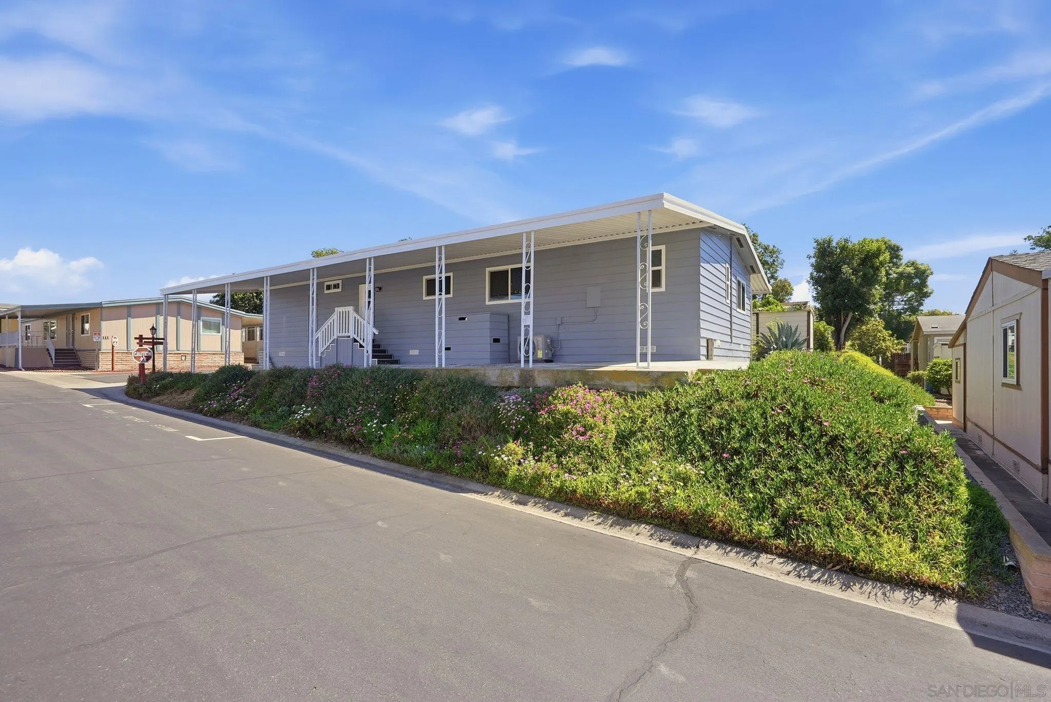 https://cdn.realtyfeed.com/cdn/127/260006961/1f816c56a8fac9965e83c57b1f877425.webp
