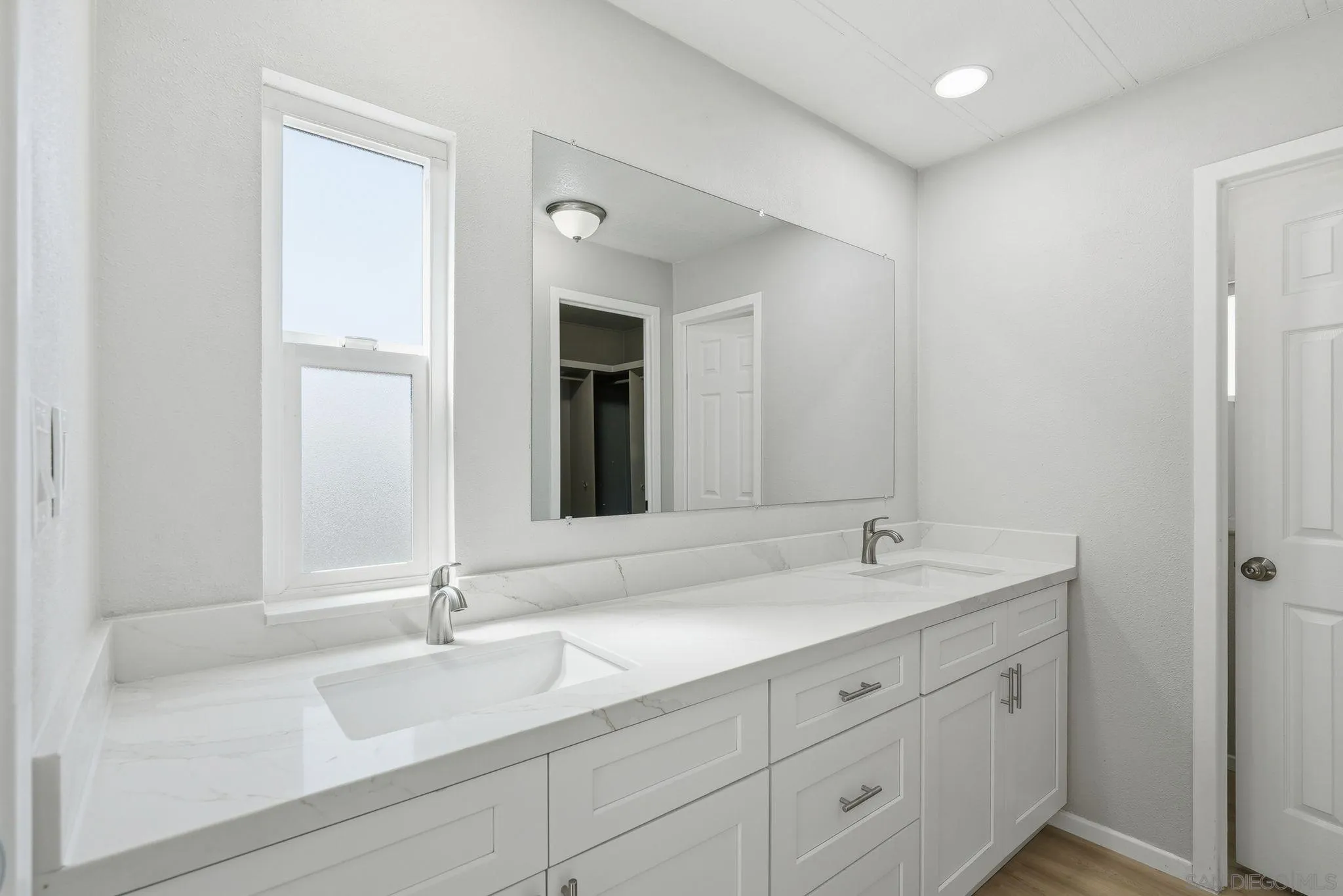 https://cdn.realtyfeed.com/cdn/127/260006961/8f37606c6b309d845d006216e0782b0a.webp