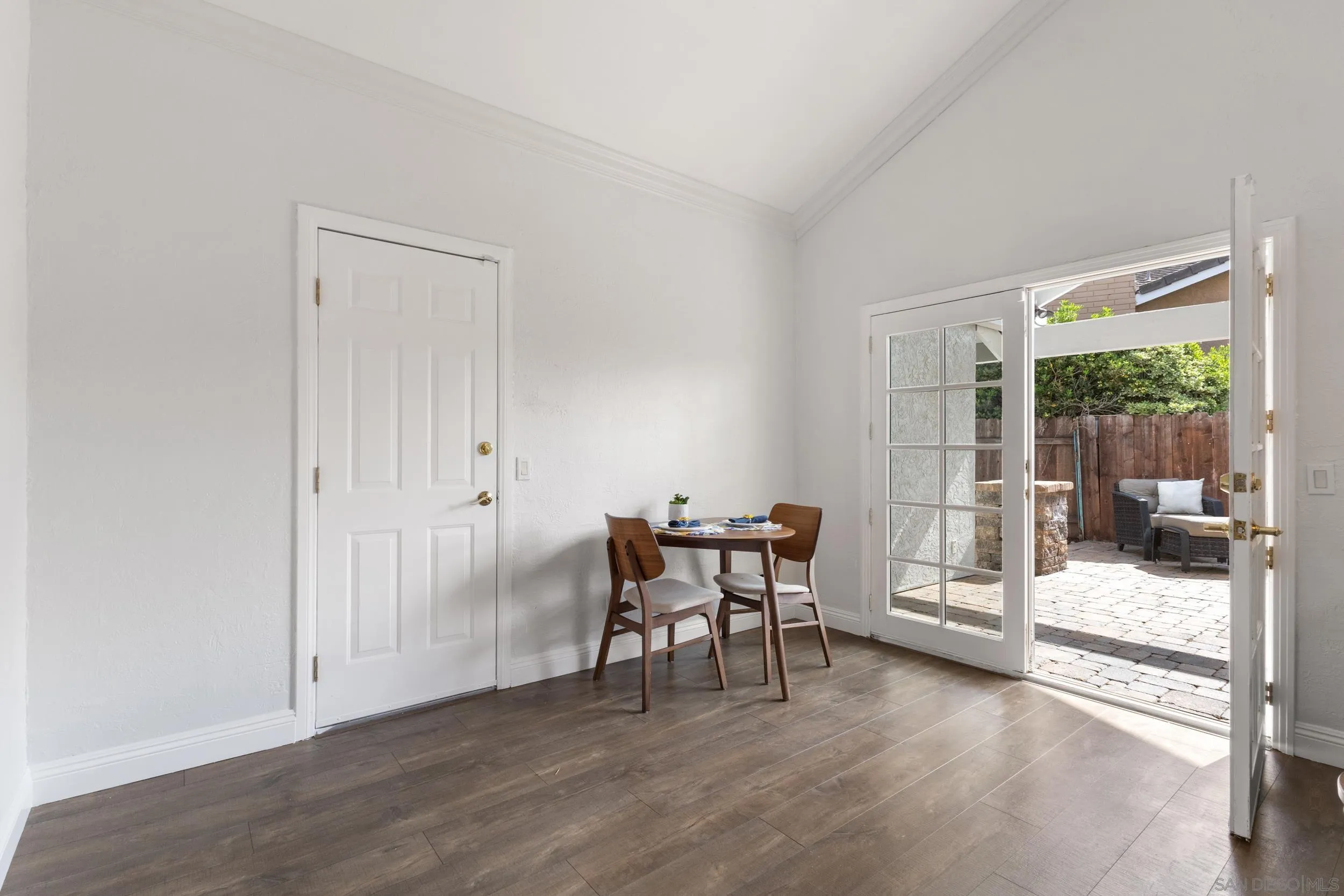 https://cdn.realtyfeed.com/cdn/127/260006962/04d0218b83f7afc9a1a3bfe6f5294dec.webp