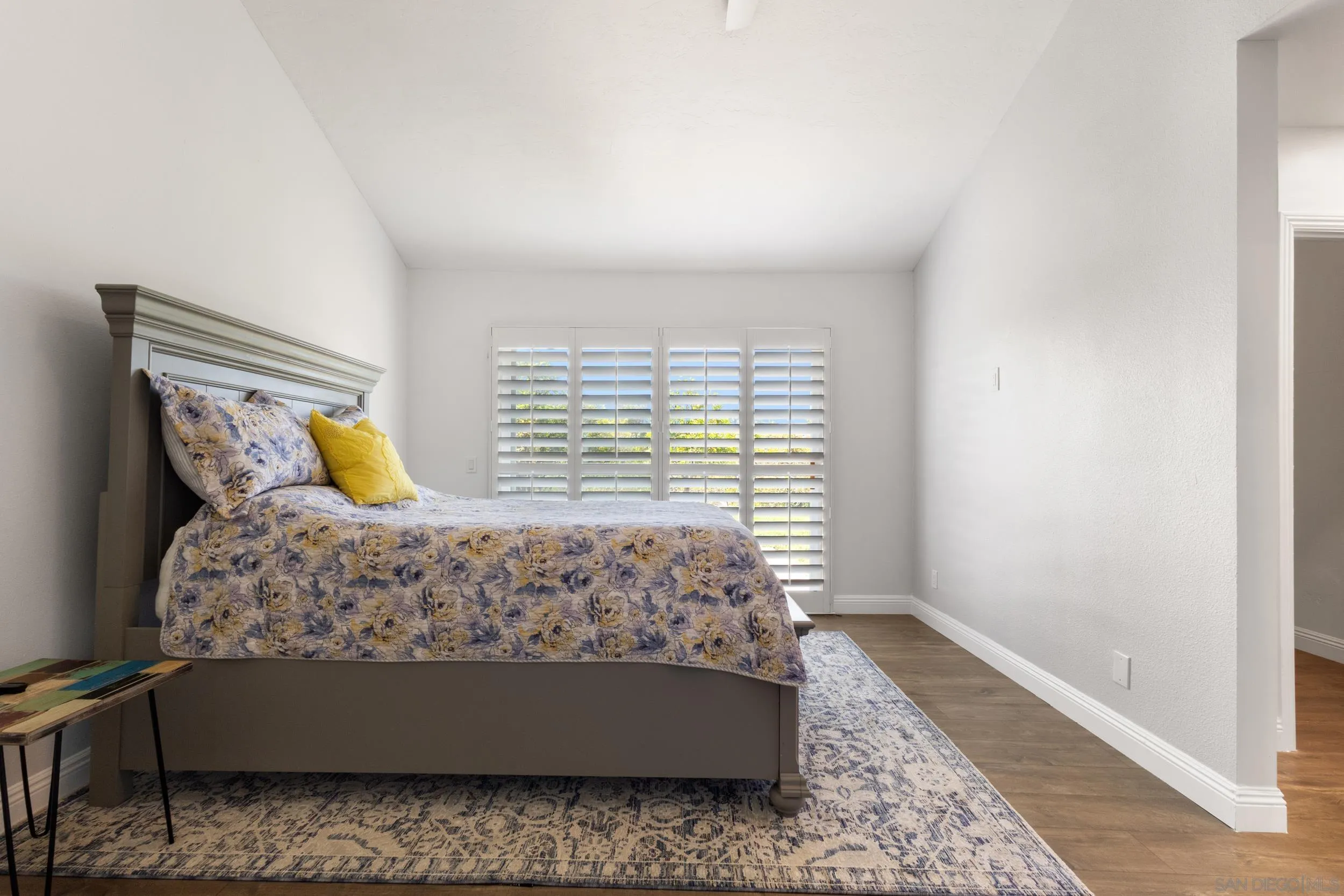 https://cdn.realtyfeed.com/cdn/127/260006962/19f36a0e32ee60f551a0b16133bd896e.webp