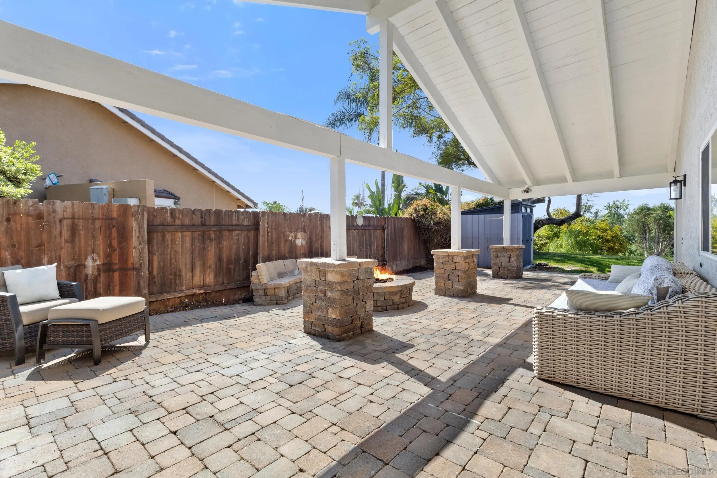 https://cdn.realtyfeed.com/cdn/127/260006962/3a4f5e266ee2804aa41d197f7326305e.webp