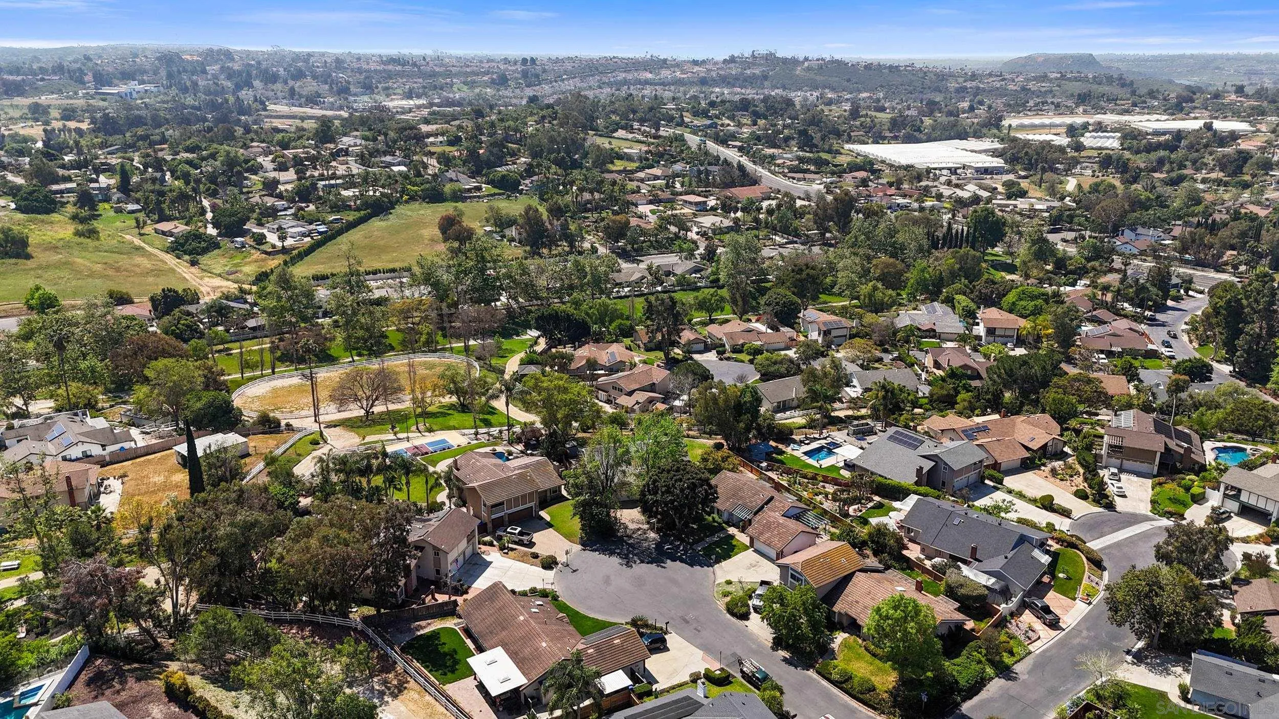 https://cdn.realtyfeed.com/cdn/127/260006962/965228f8f2867c419831442a9a02334a.webp