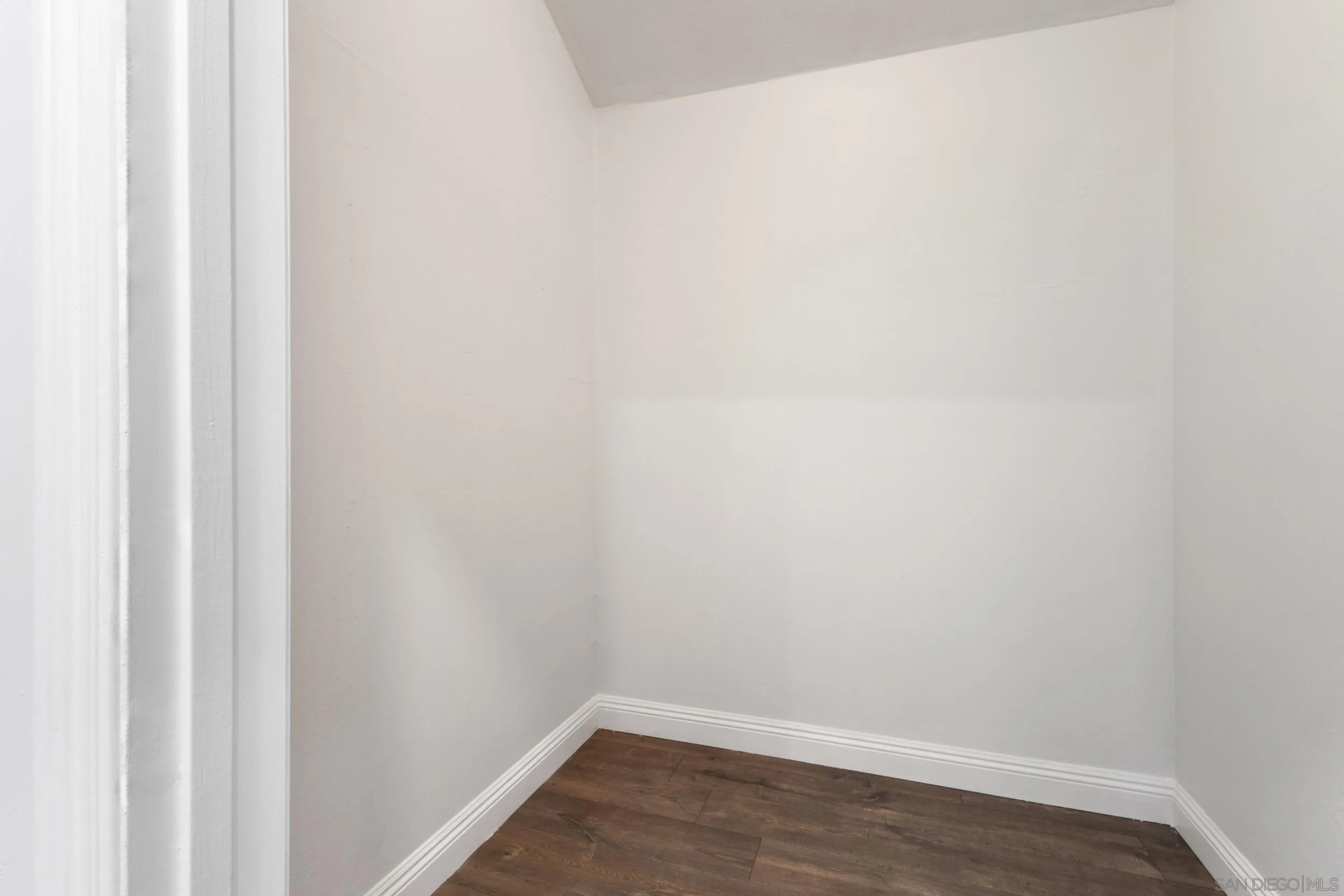 https://cdn.realtyfeed.com/cdn/127/260006962/f8ad5383d88ef56b2122185c629e44a4.webp