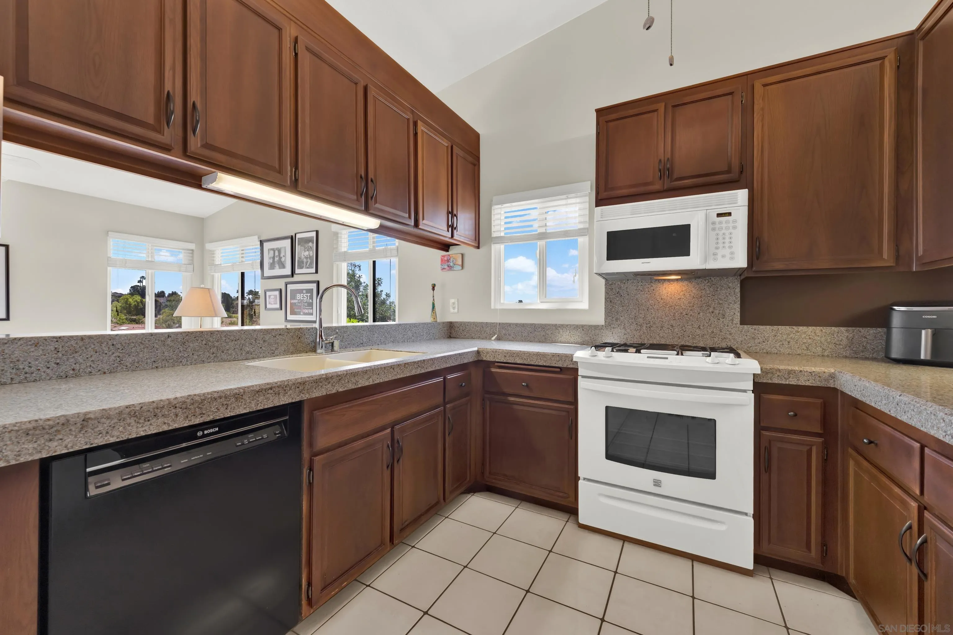 Photo #18: 260006968 Listing: Photo #18