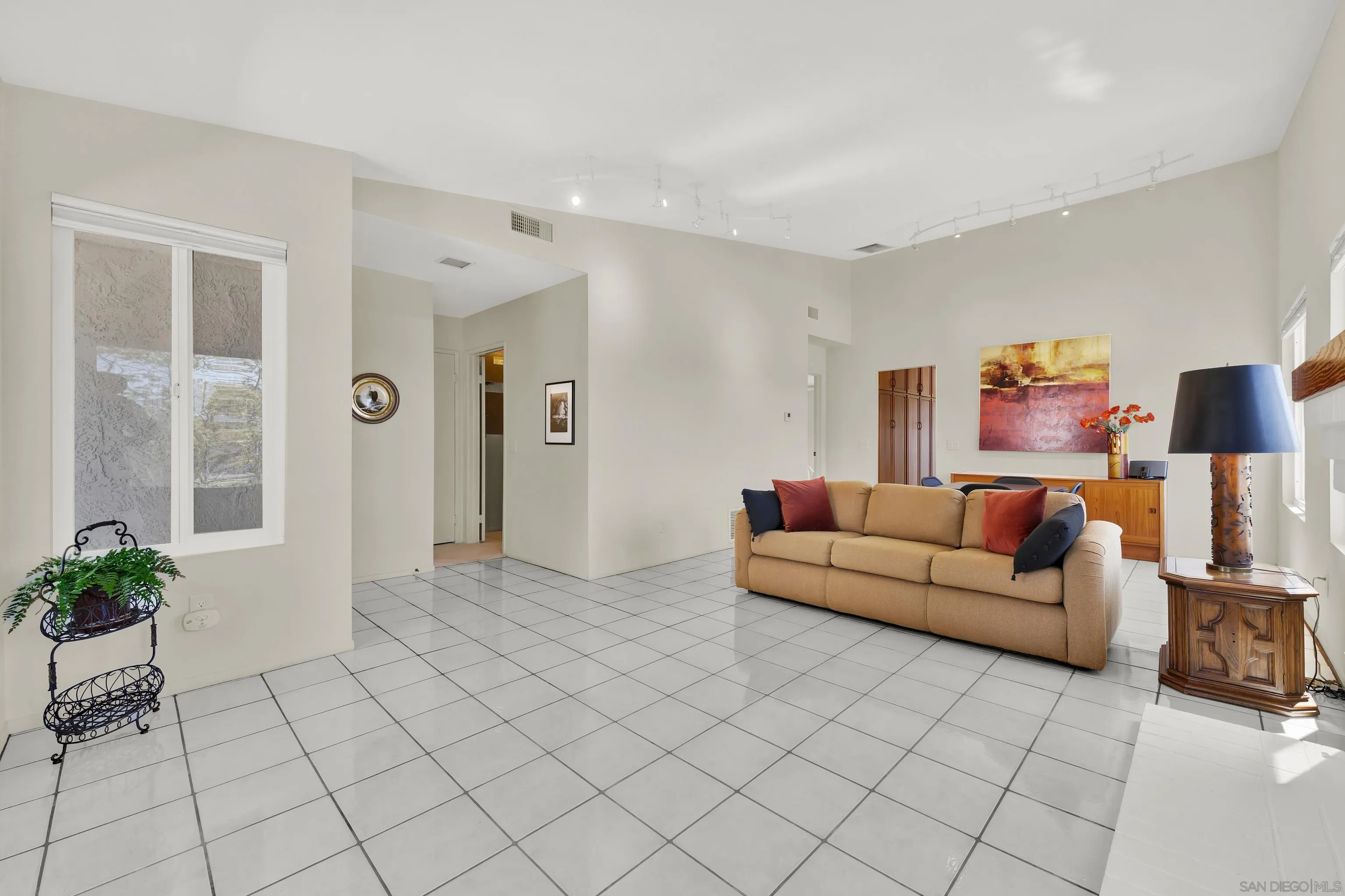 Photo #10: 260006968 Listing: Photo #10