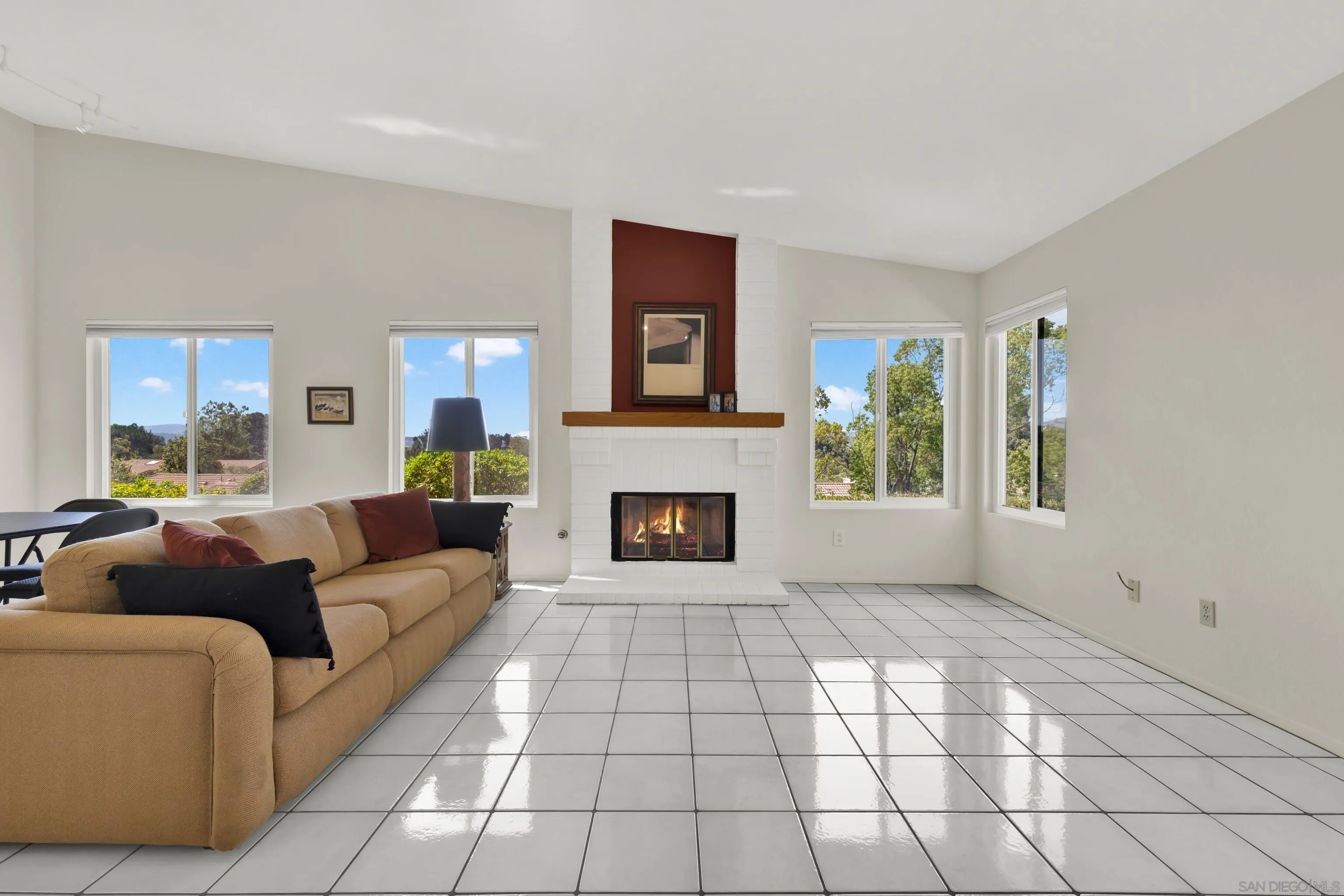 Photo #9: 260006968 Listing: Photo #9