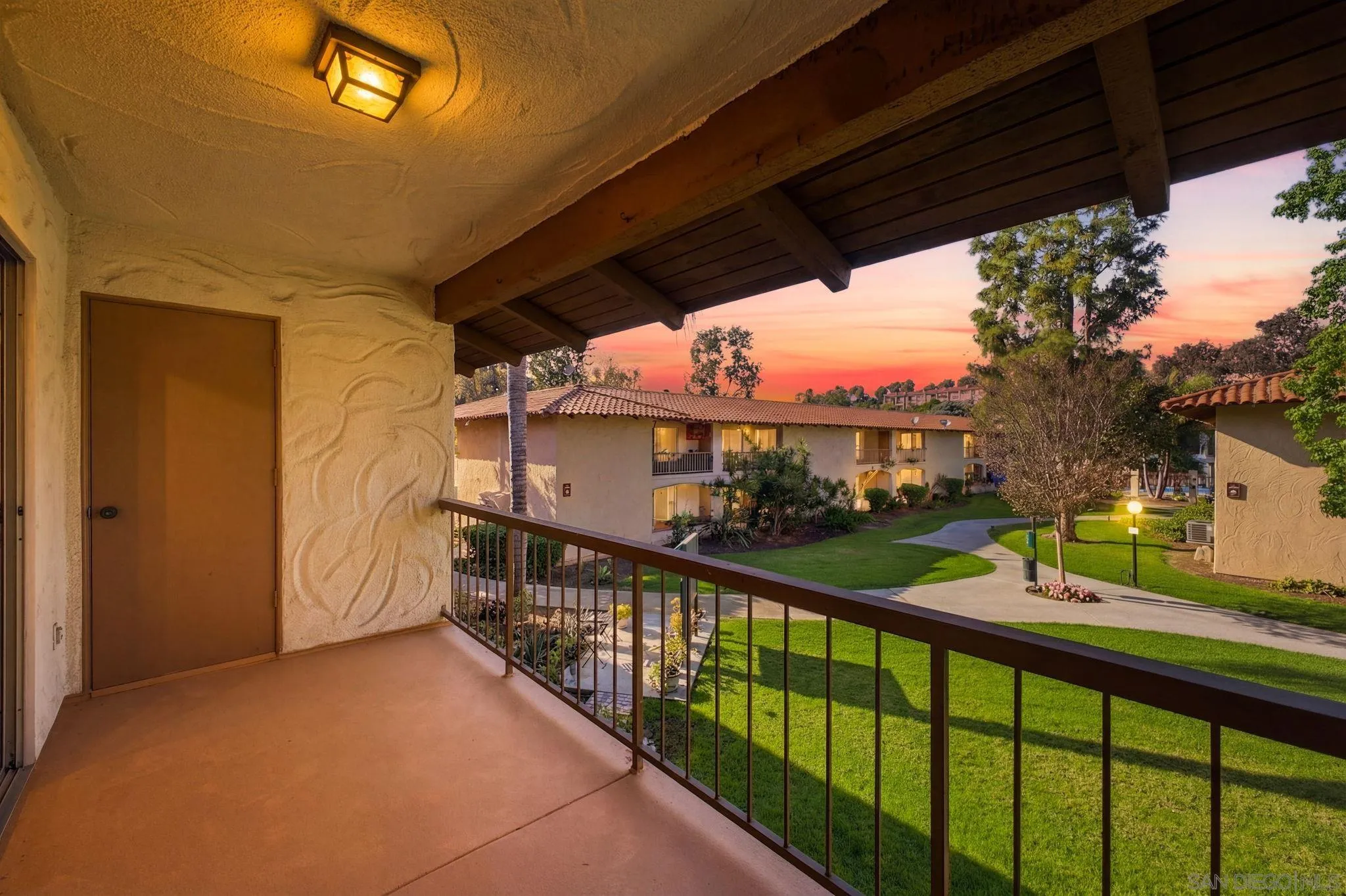 Photo #9: 260006971 Listing: Photo #9