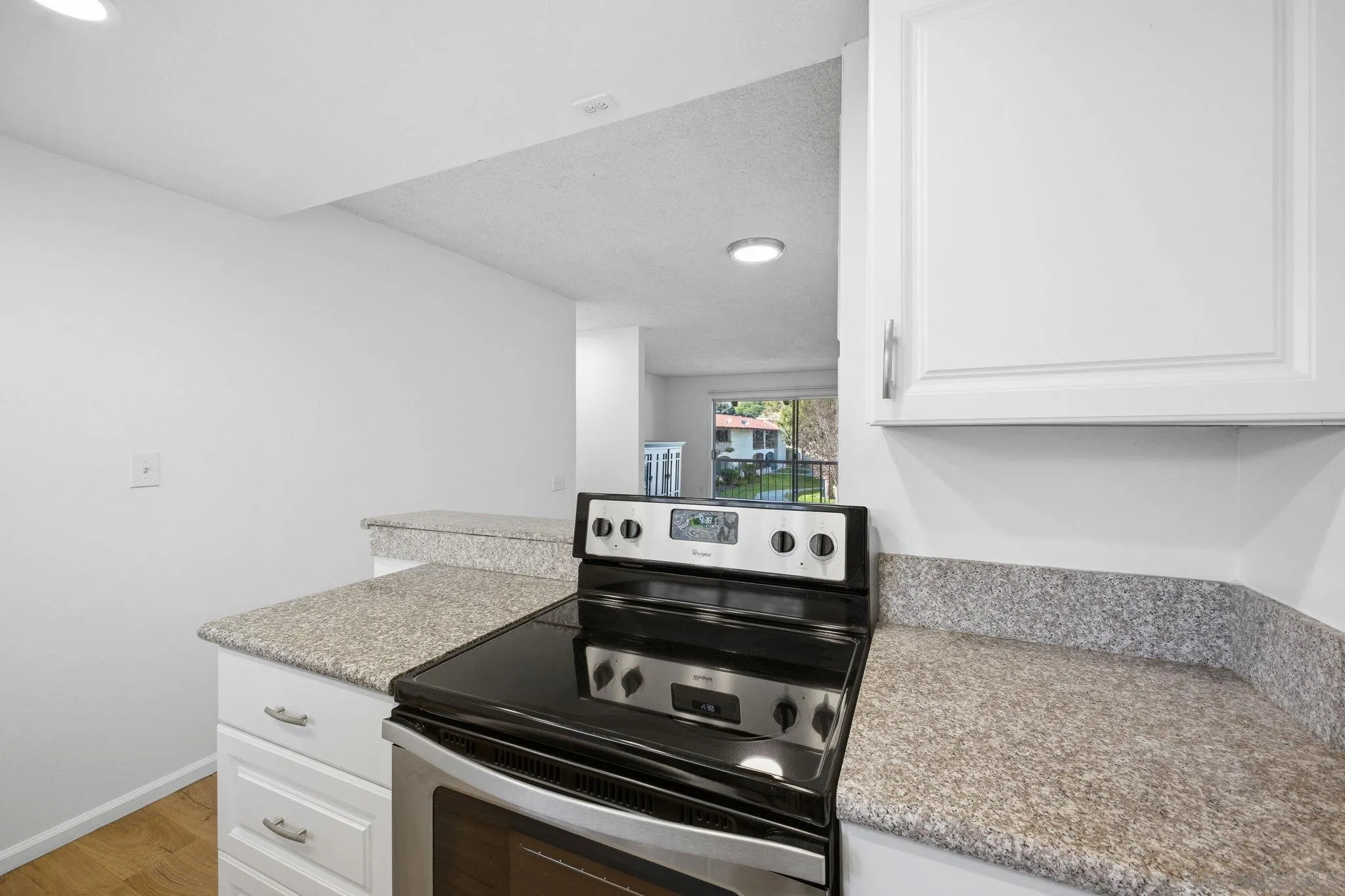 Photo #18: 260006971 Listing: Photo #18