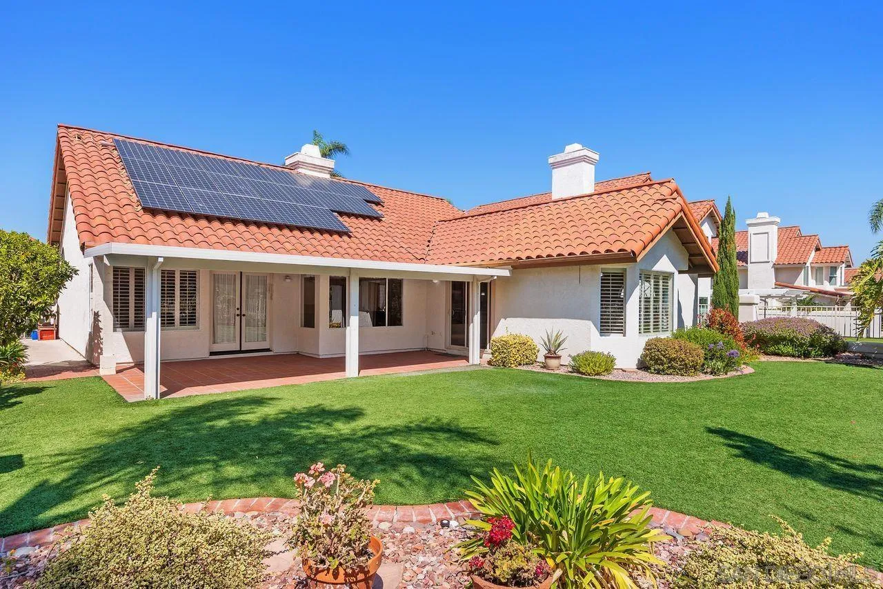 https://cdn.realtyfeed.com/cdn/127/260006972/1cc9a29d558167178de9974163496fab.webp