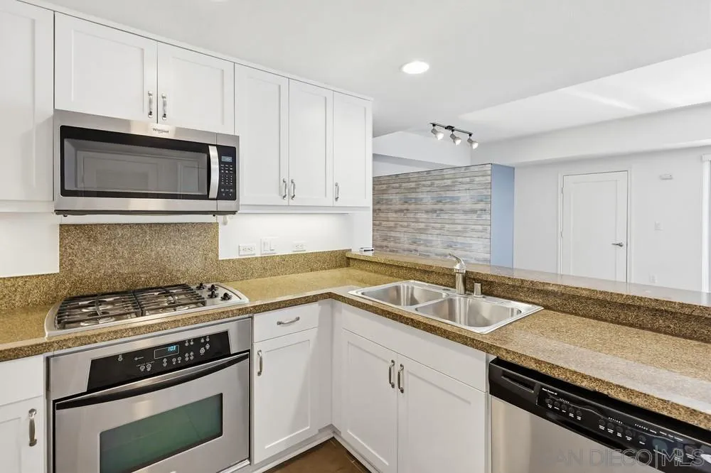 Photo #19: 260006974 Listing: Photo #19