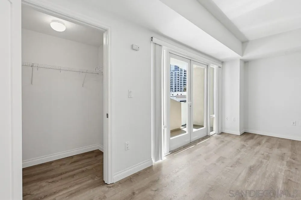 Photo #11: 260006974 Listing: Photo #11