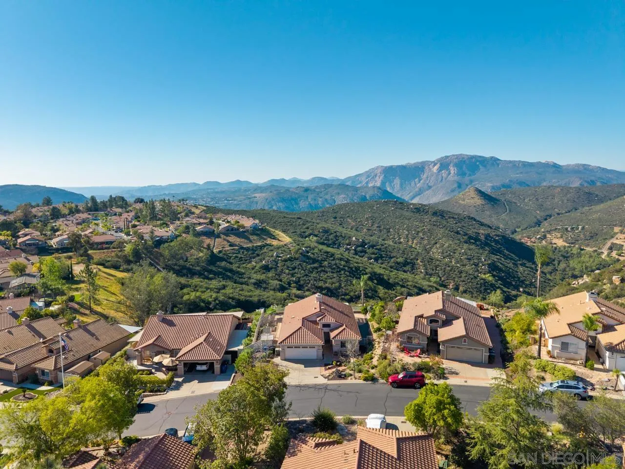 https://cdn.realtyfeed.com/cdn/127/260006977/069056681a4e72c9107747d418a62d5b.webp