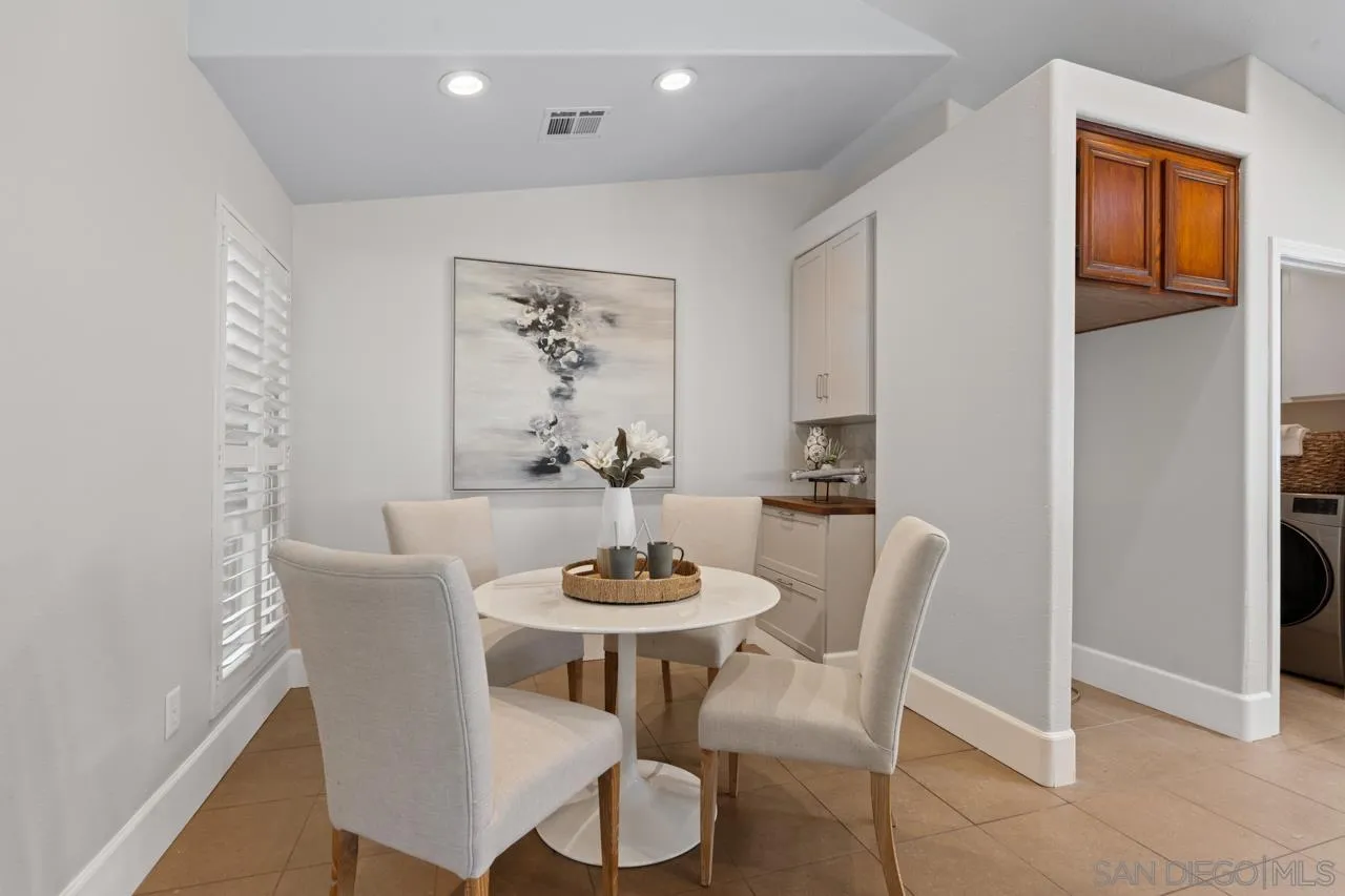 https://cdn.realtyfeed.com/cdn/127/260006977/58e433061c37dd3e9ba46c58e1fa2017.webp