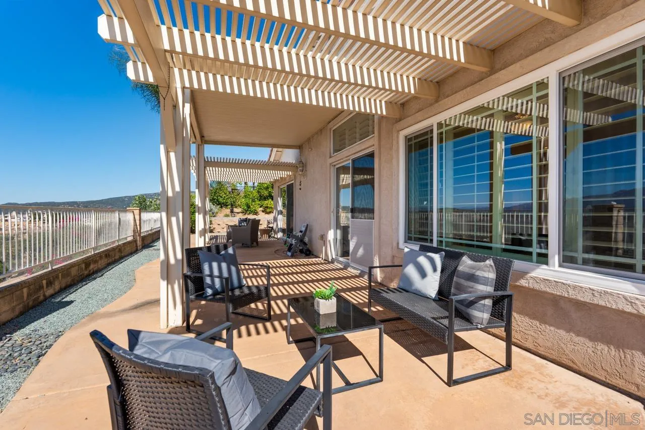https://cdn.realtyfeed.com/cdn/127/260006977/c5a44a7c45f09b2e93f91a6101a48504.webp