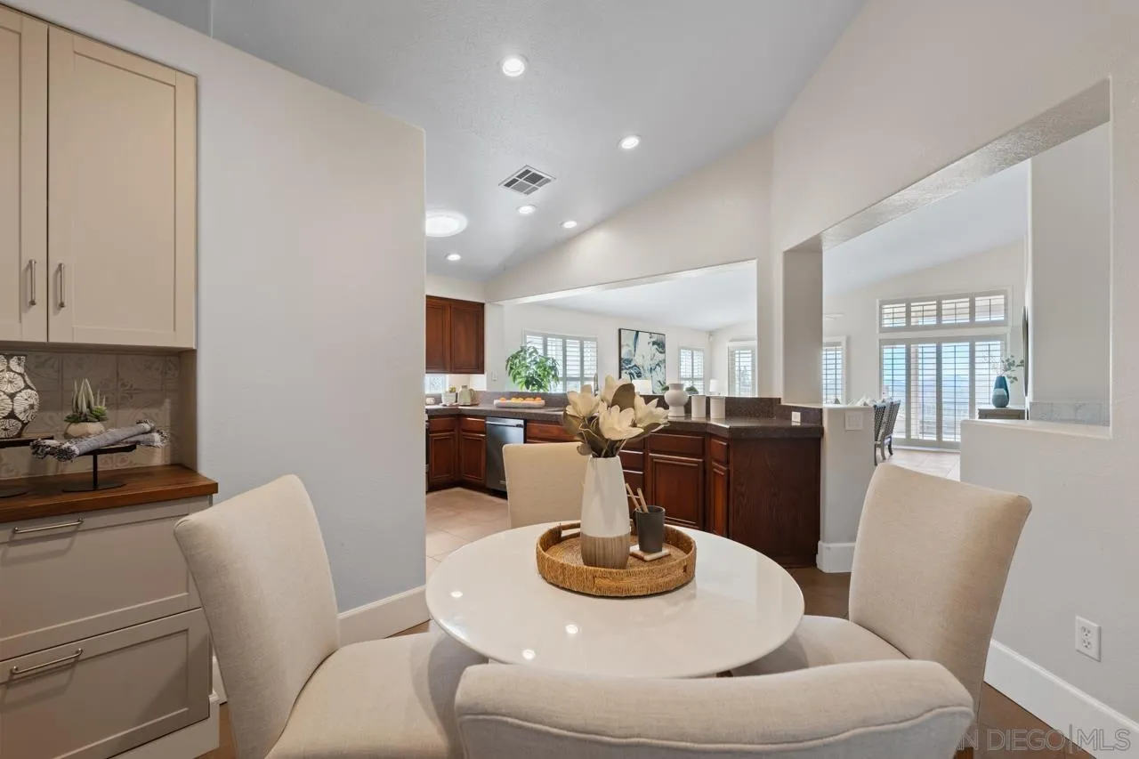 https://cdn.realtyfeed.com/cdn/127/260006977/e58f7a21bd4c3320901506612c516b29.webp