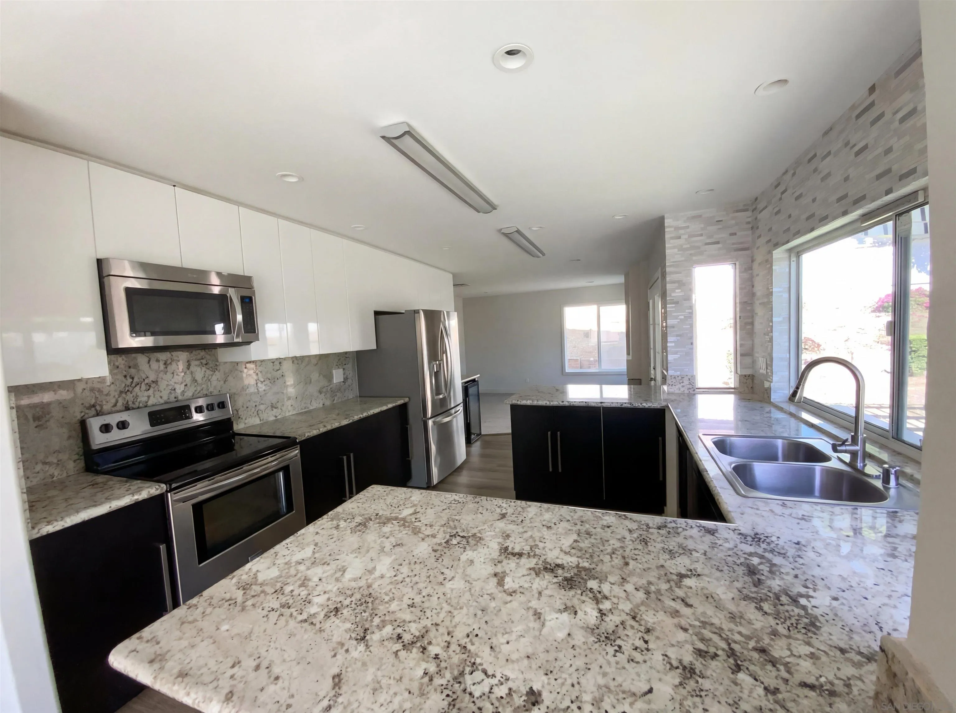https://cdn.realtyfeed.com/cdn/127/260006979/606a017a5720d80d4ee8b082689fe857.webp