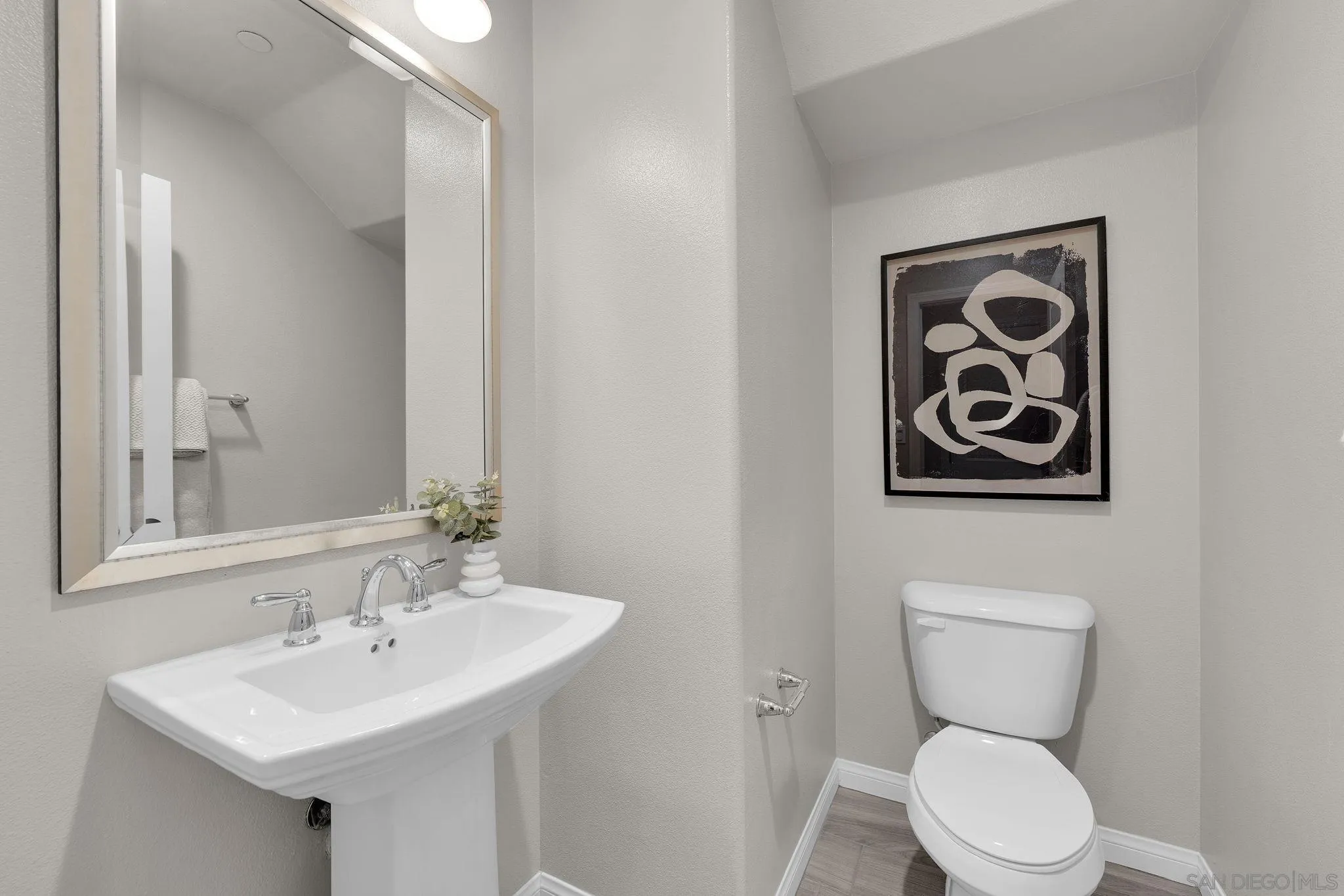 Photo #13: 260006980 Listing: Photo #13