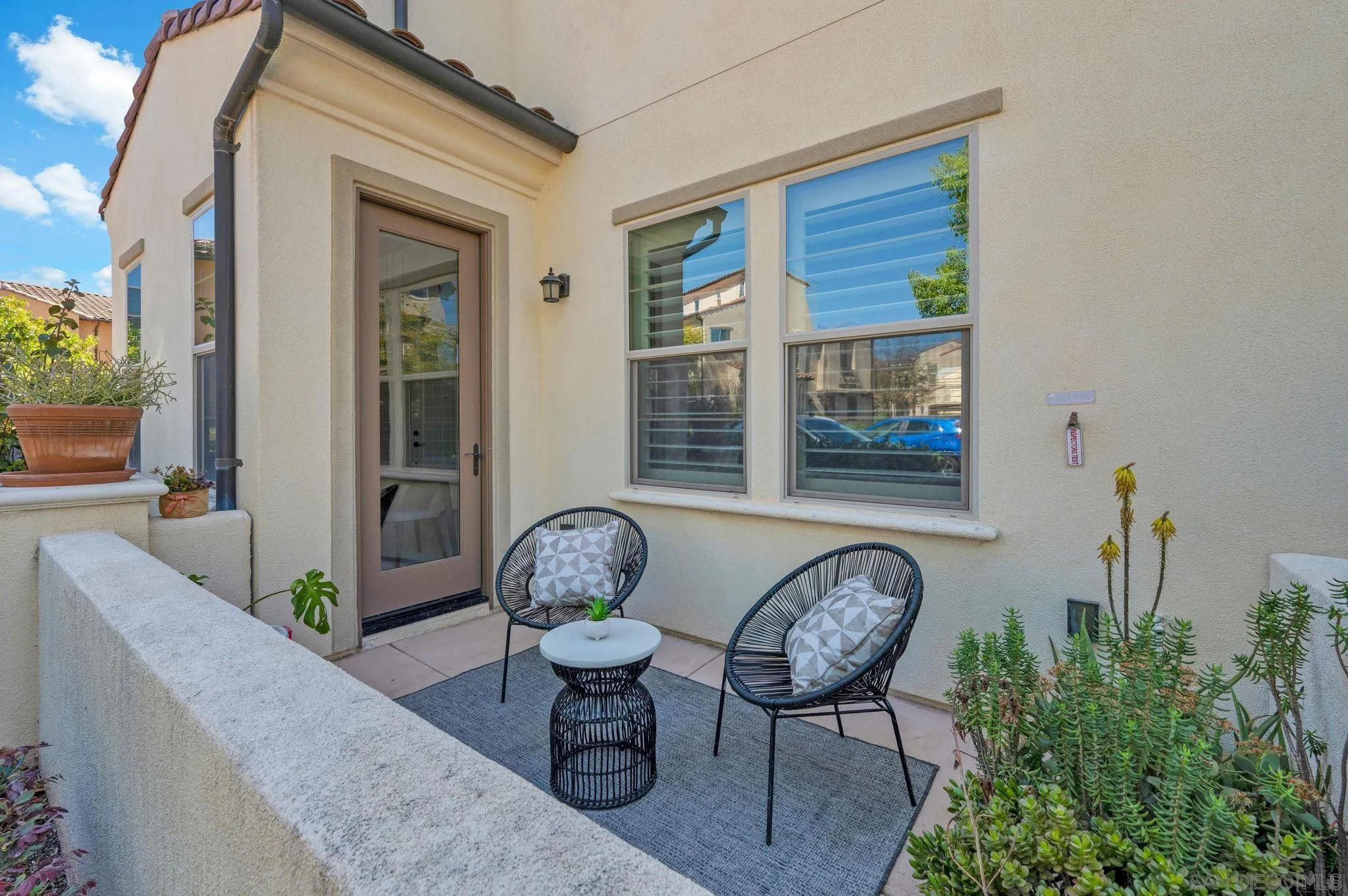 https://cdn.realtyfeed.com/cdn/127/260006980/390f5f4674b0de1e2c45c058faffac6d.webp