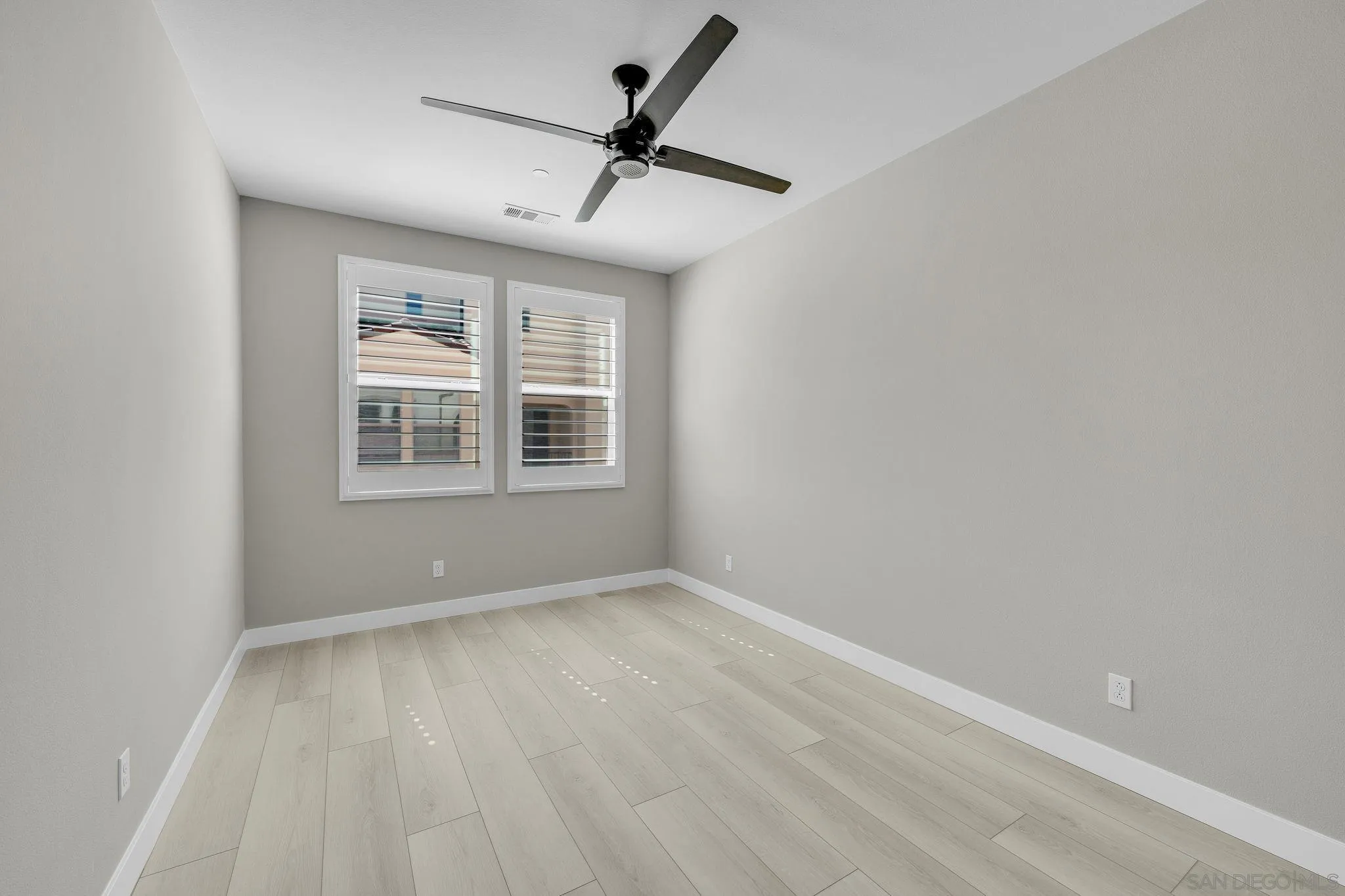 https://cdn.realtyfeed.com/cdn/127/260006980/5917259c8323aea51464fd60d8cad65a.webp