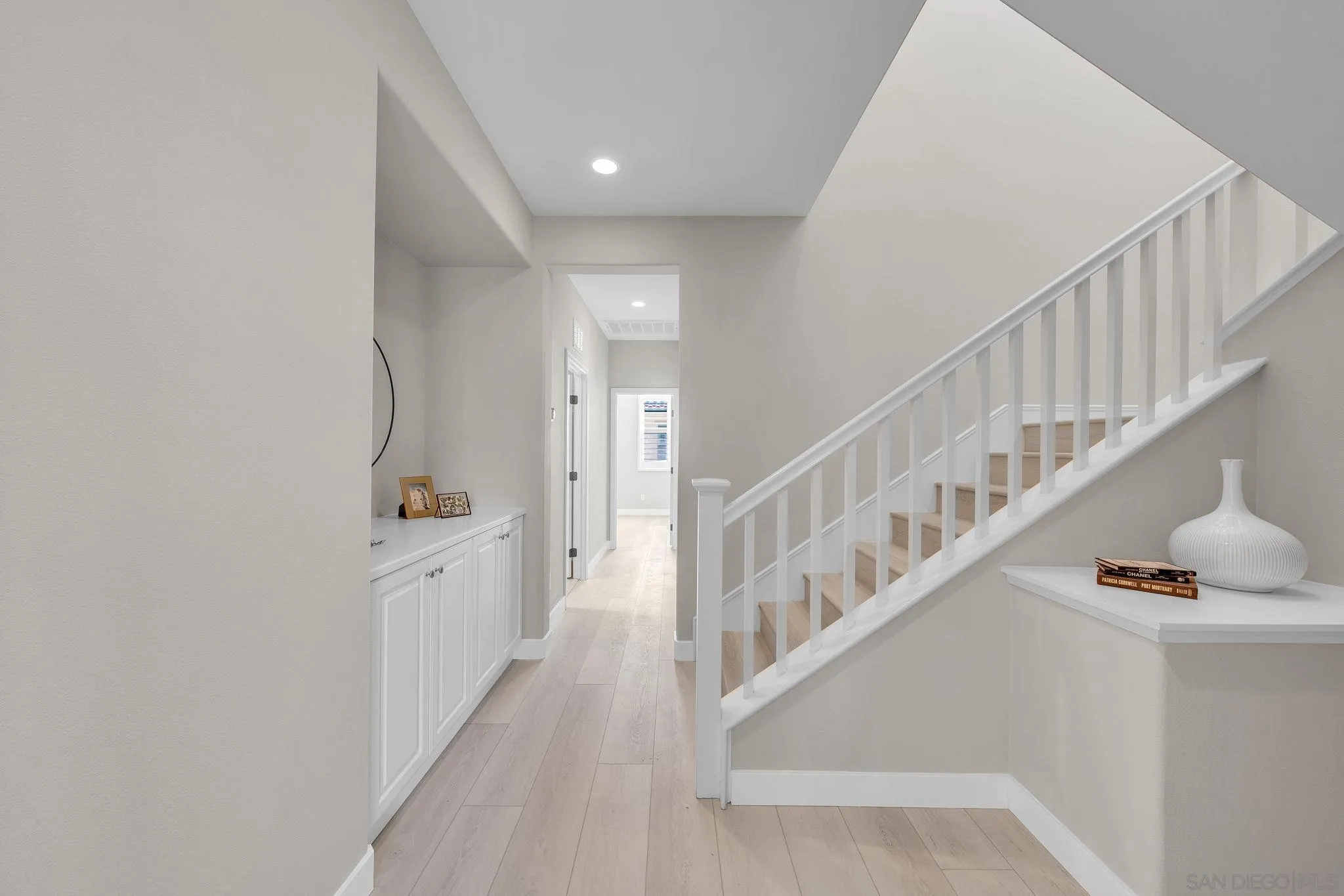 https://cdn.realtyfeed.com/cdn/127/260006980/fdb21ff4988c7c5a7e53f136af28a5ab.webp