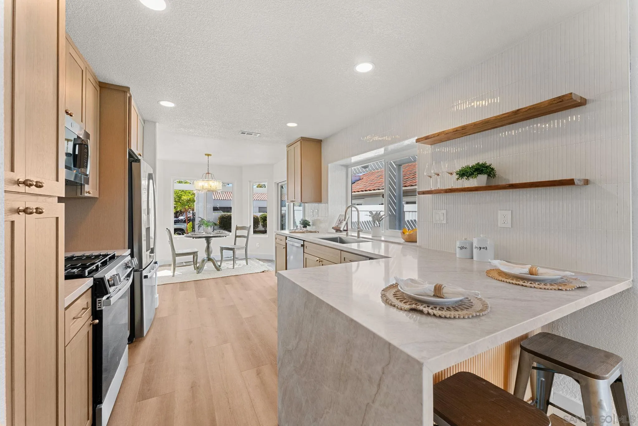 https://cdn.realtyfeed.com/cdn/127/260006981/8527928cf6589685d5f4b259eb6c8374.webp
