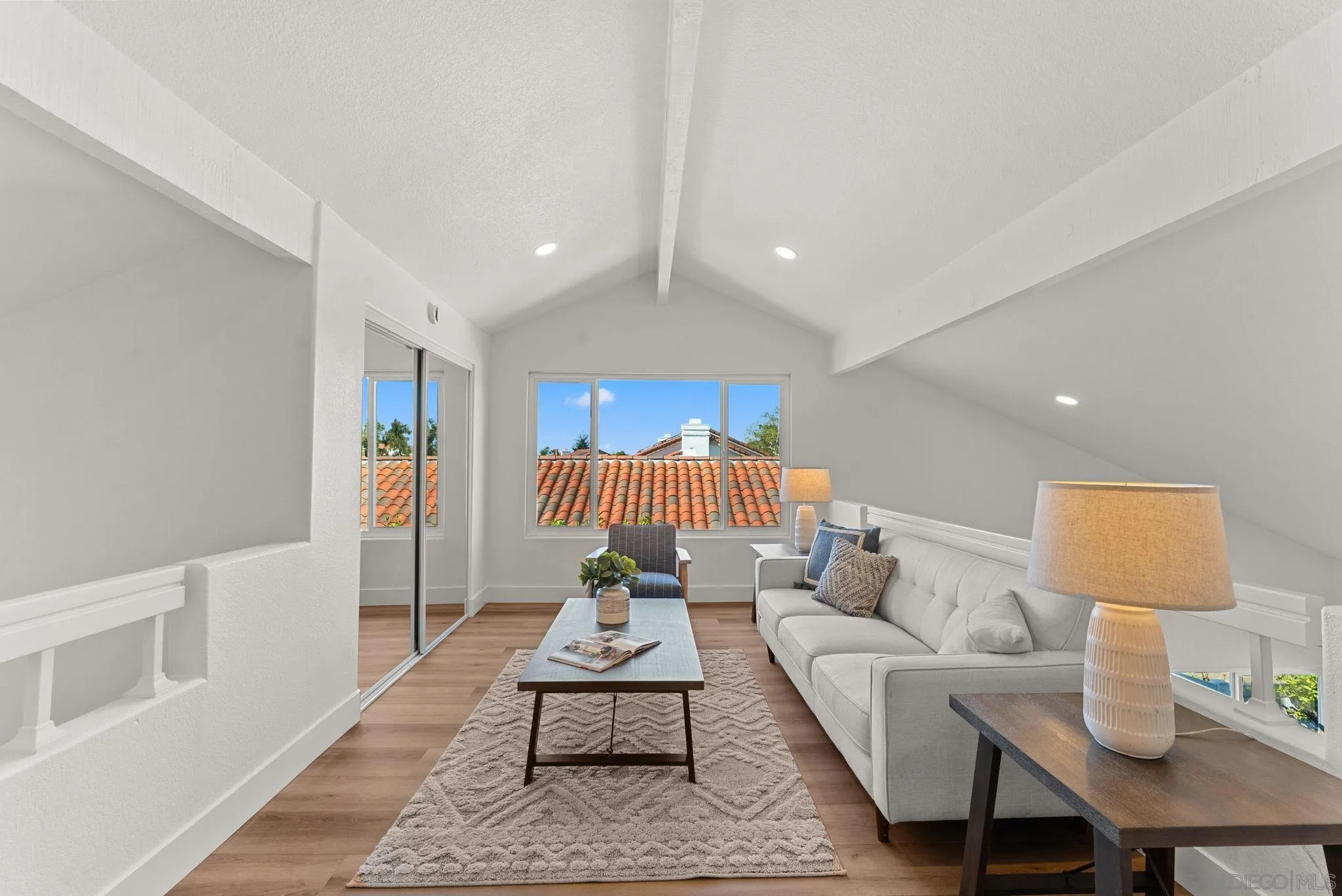https://cdn.realtyfeed.com/cdn/127/260006981/9c99d95977fe1009702f462422040e7c.webp