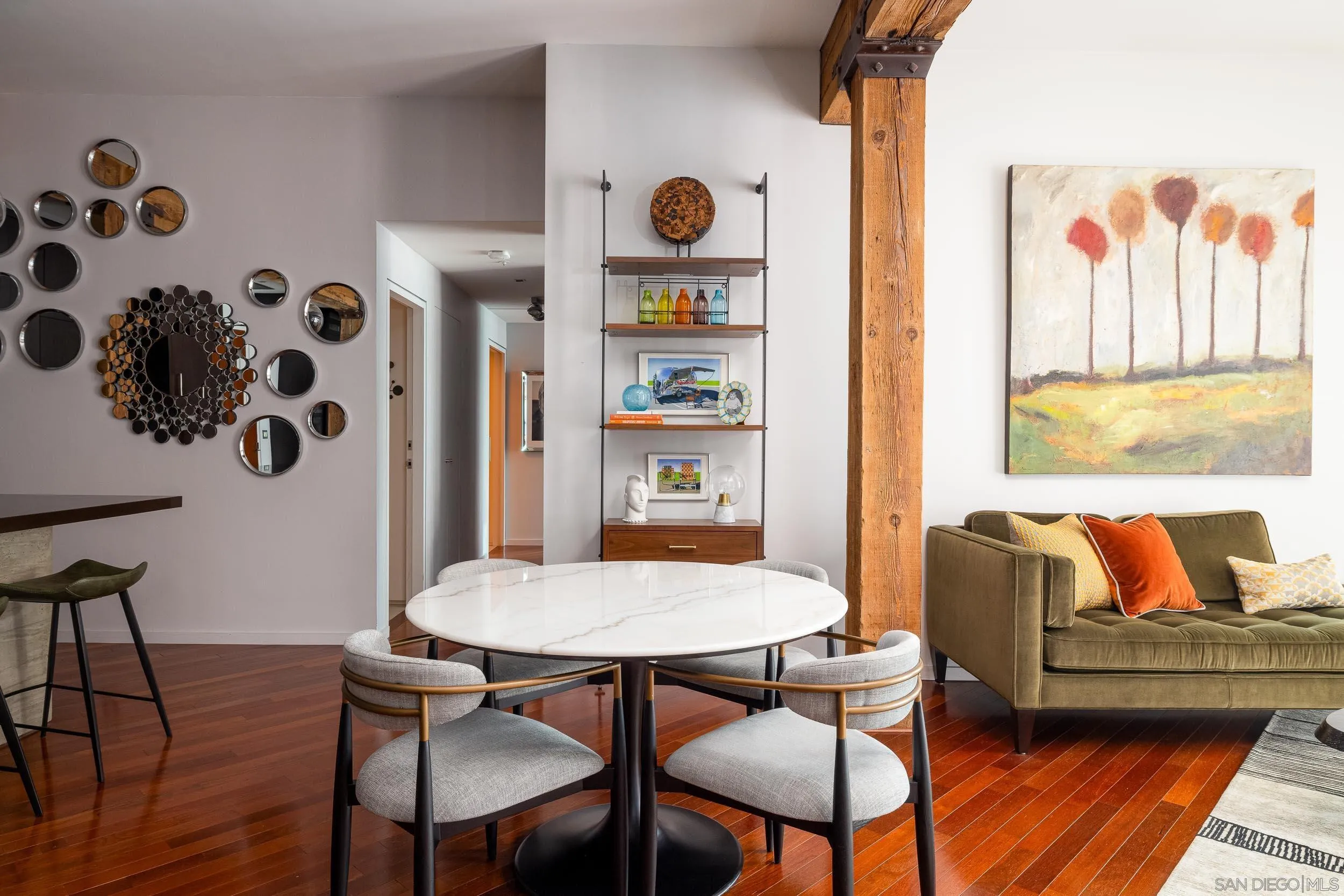 https://cdn.realtyfeed.com/cdn/127/260006983/a68c91e0f5d9953b9be87f3c51366c89.webp