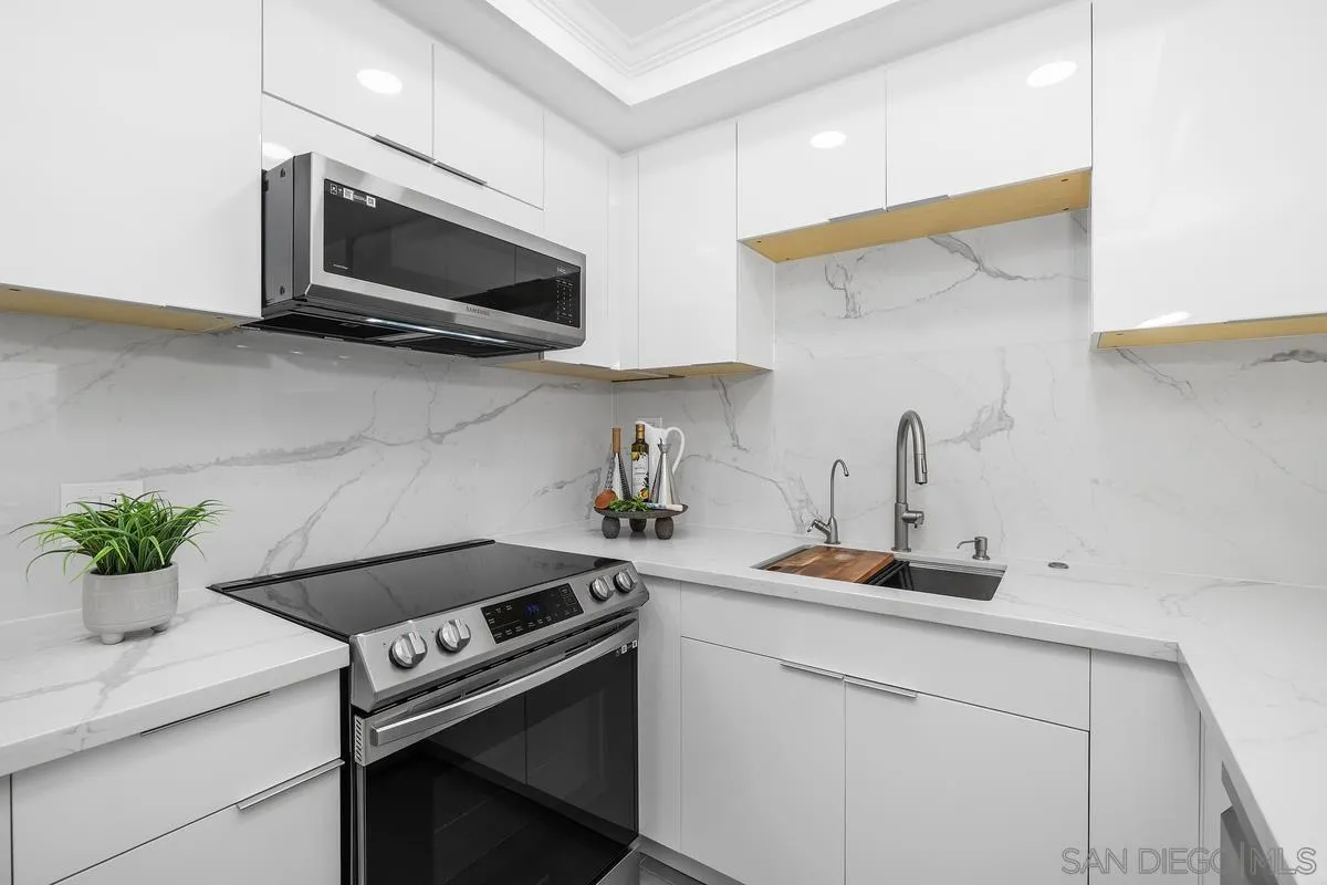 https://cdn.realtyfeed.com/cdn/127/260006988/36ef06337f1c05f5e891ba3570da7a27.webp