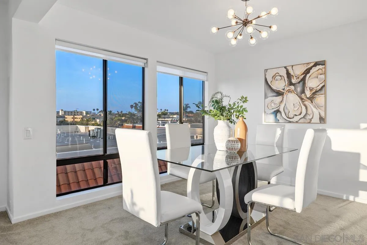 https://cdn.realtyfeed.com/cdn/127/260006988/585b5e15ddedc7d4fcca4f8711682d68.webp