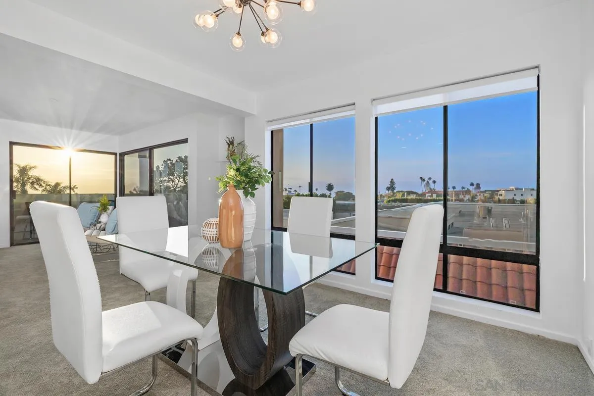 https://cdn.realtyfeed.com/cdn/127/260006988/721c3e287143063dfcd86edaa9bf8cf8.webp