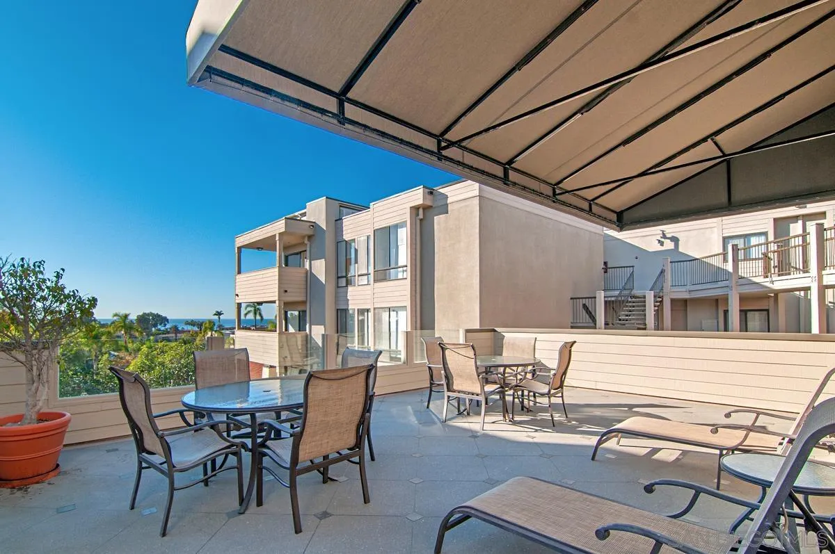 https://cdn.realtyfeed.com/cdn/127/260006988/8e7d082596142eb90226c17d0d0cef96.webp