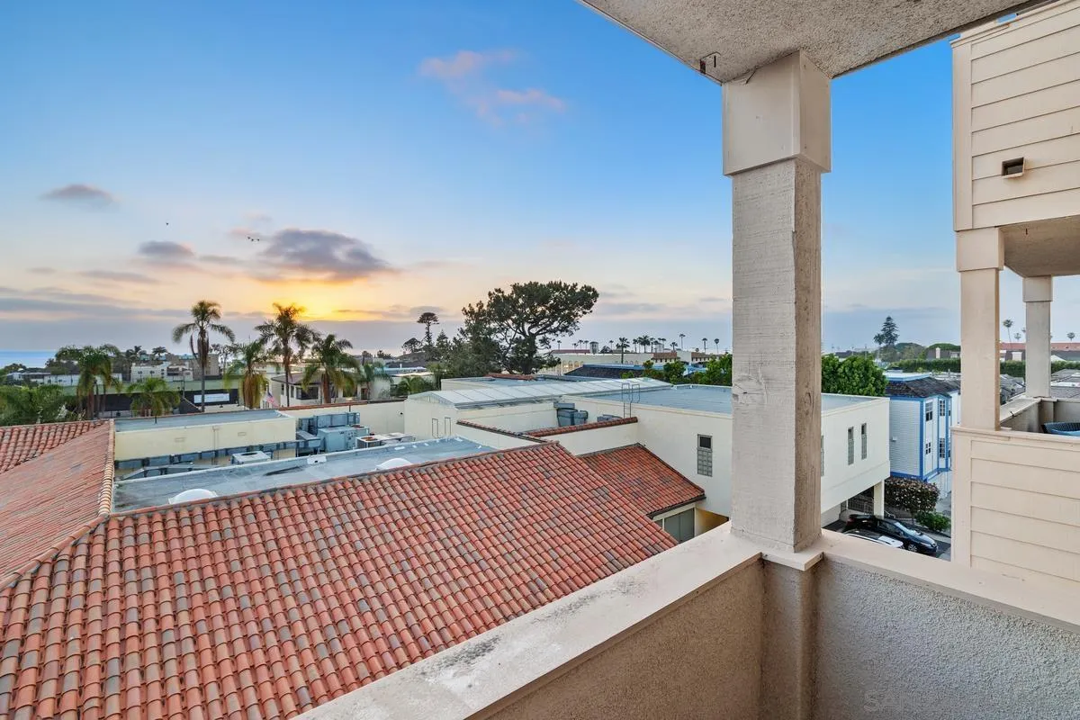 https://cdn.realtyfeed.com/cdn/127/260006988/b03128b5ec199bd1cd8447cc552a9c38.webp