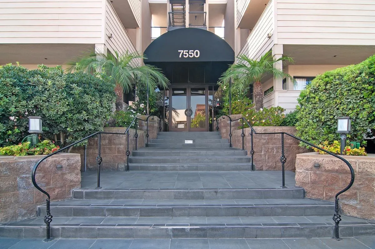 https://cdn.realtyfeed.com/cdn/127/260006988/d51c30969e164baef13919e7462e4bca.webp