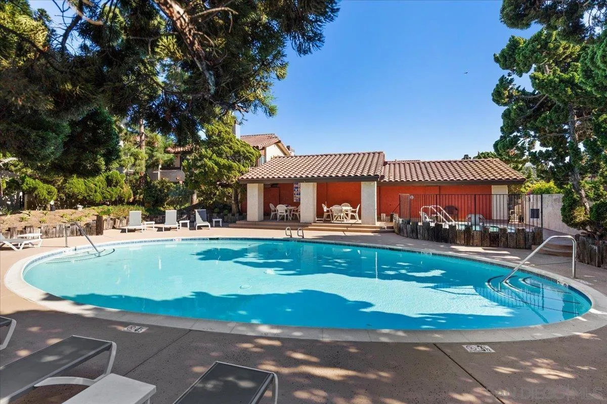 https://cdn.realtyfeed.com/cdn/127/260006996/501bdf6ead972c528deaa6bd3739ef39.webp